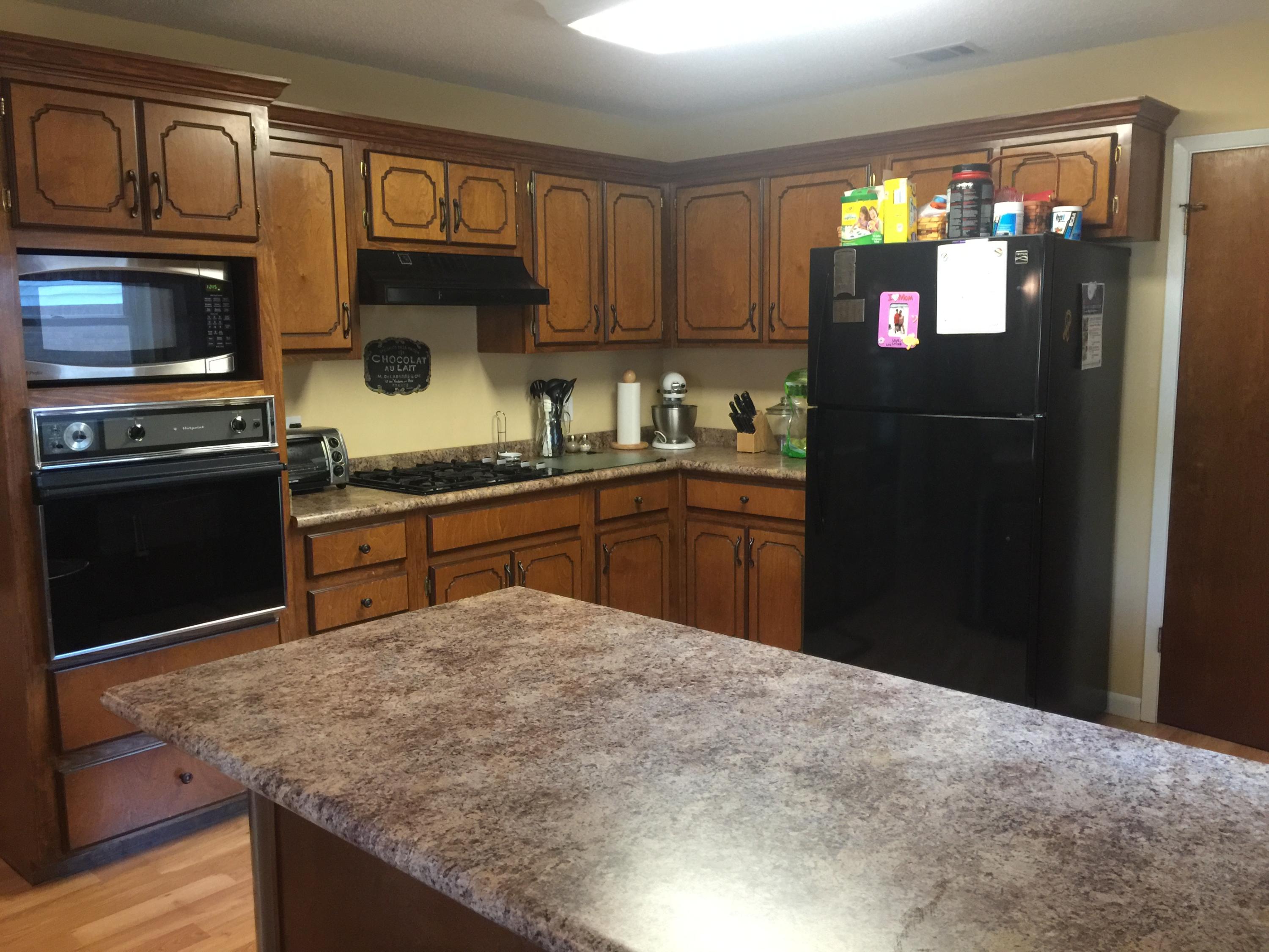 PARKWOOD LANE BLUEWATER BAY - Residential