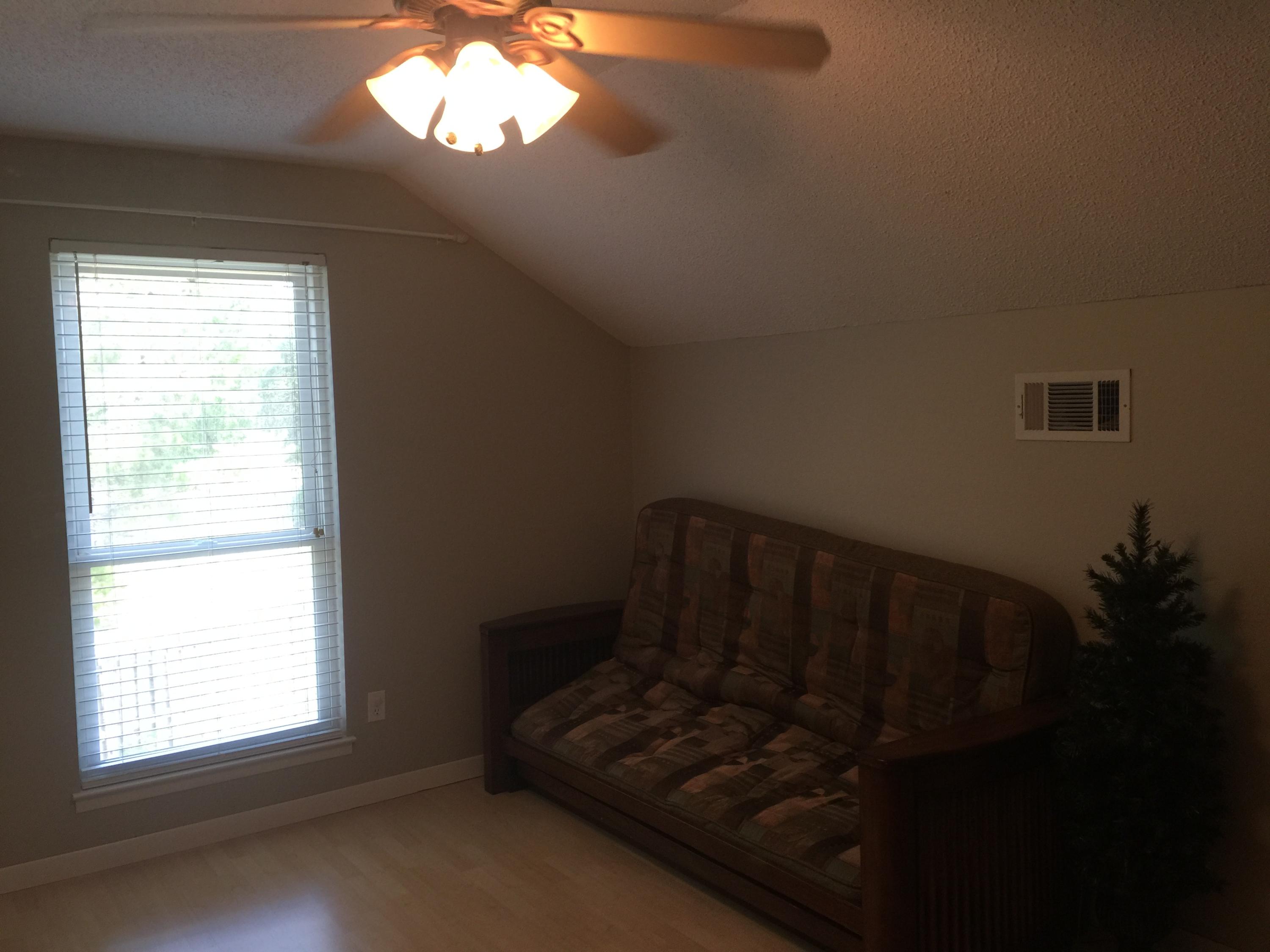 PARKWOOD LANE BLUEWATER BAY - Residential