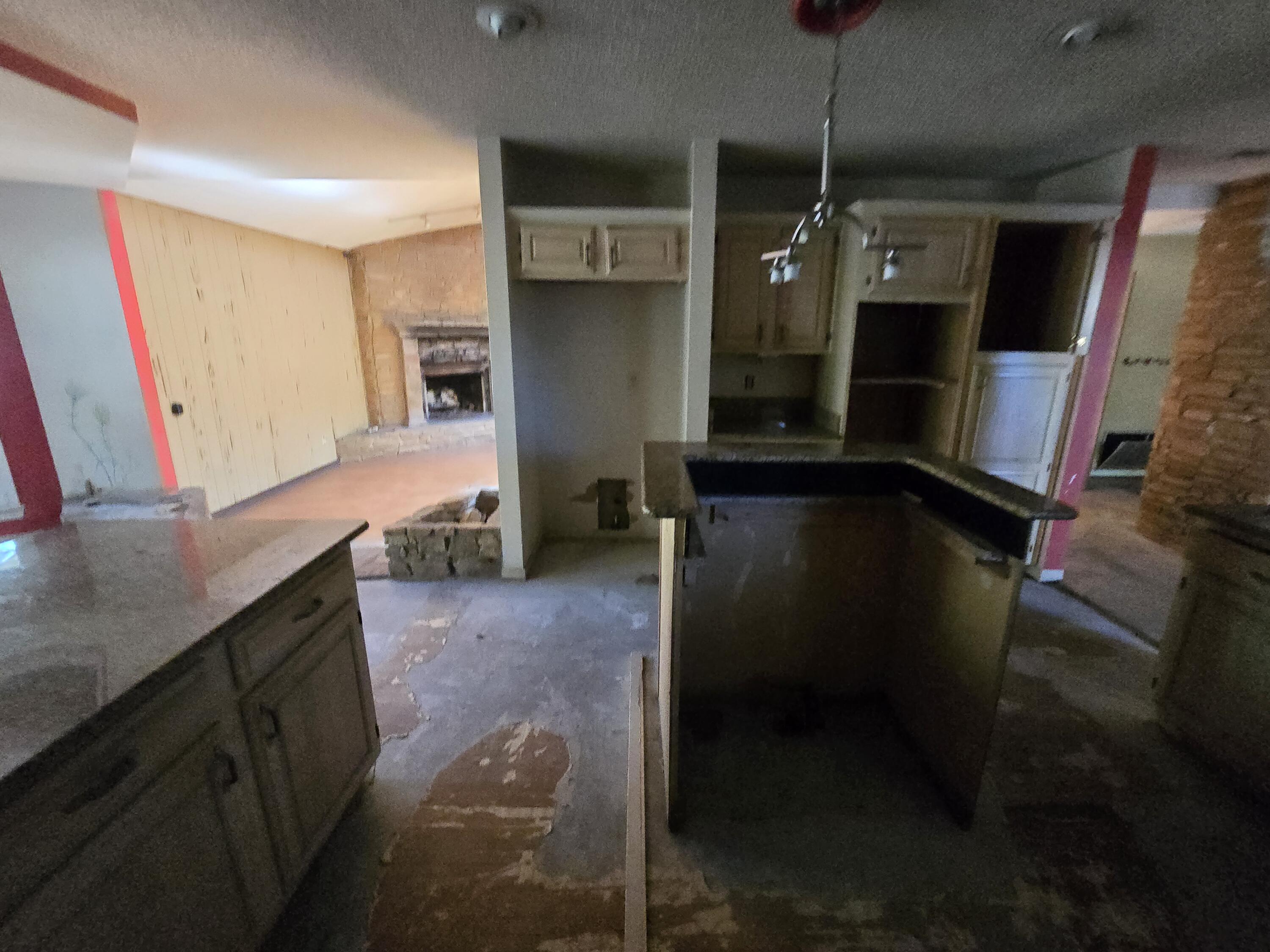 HOLLEY BY THE SEA - Residential