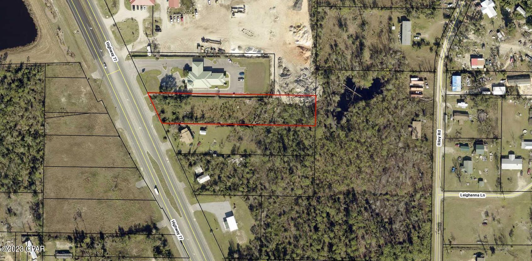 NO RECORDED SUBDIVISION - Land