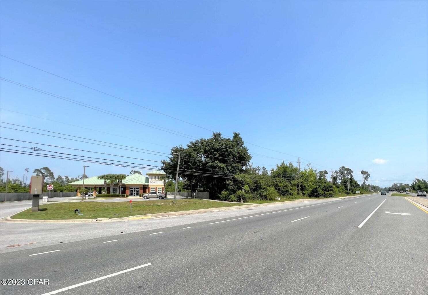 NO RECORDED SUBDIVISION - Land