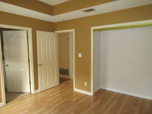 Oak Harbour T/H Villas Unit 103 - Residential