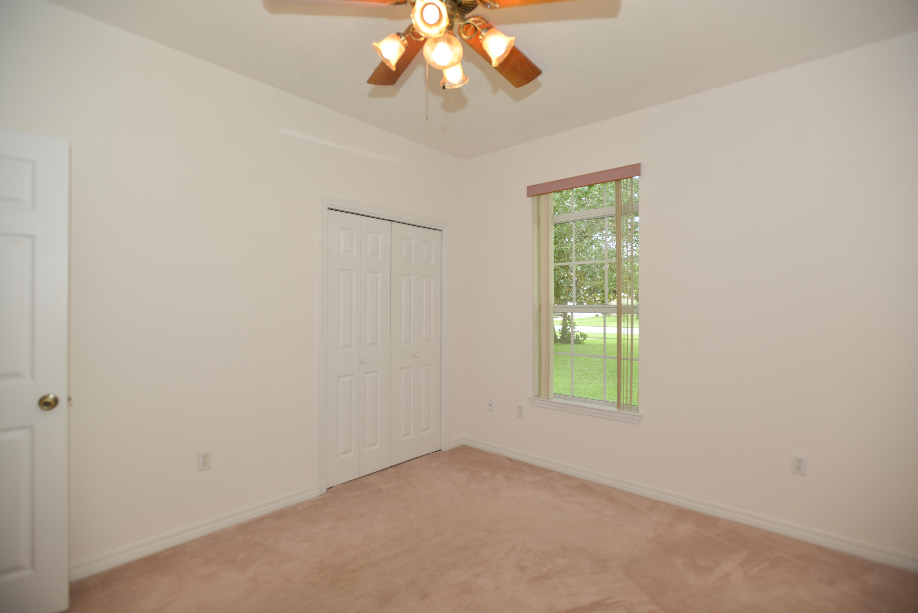 DANA POINTE - Residential