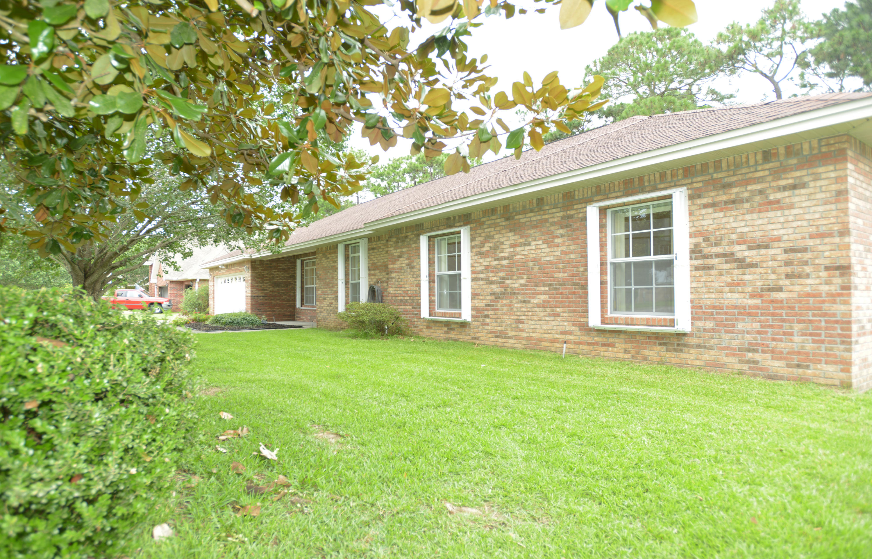 DANA POINTE - Residential