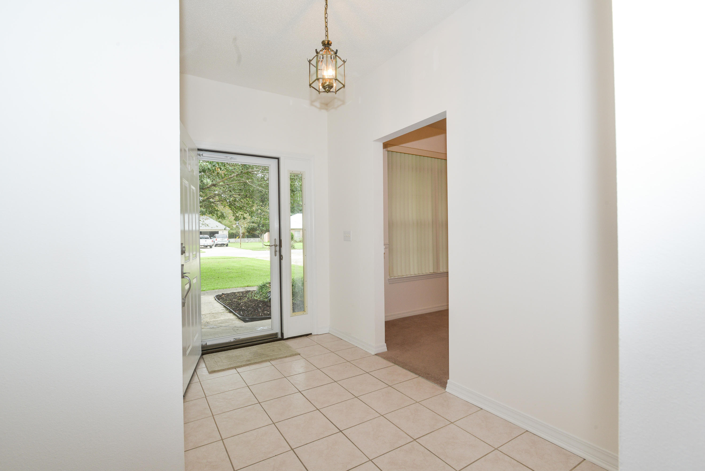 DANA POINTE - Residential