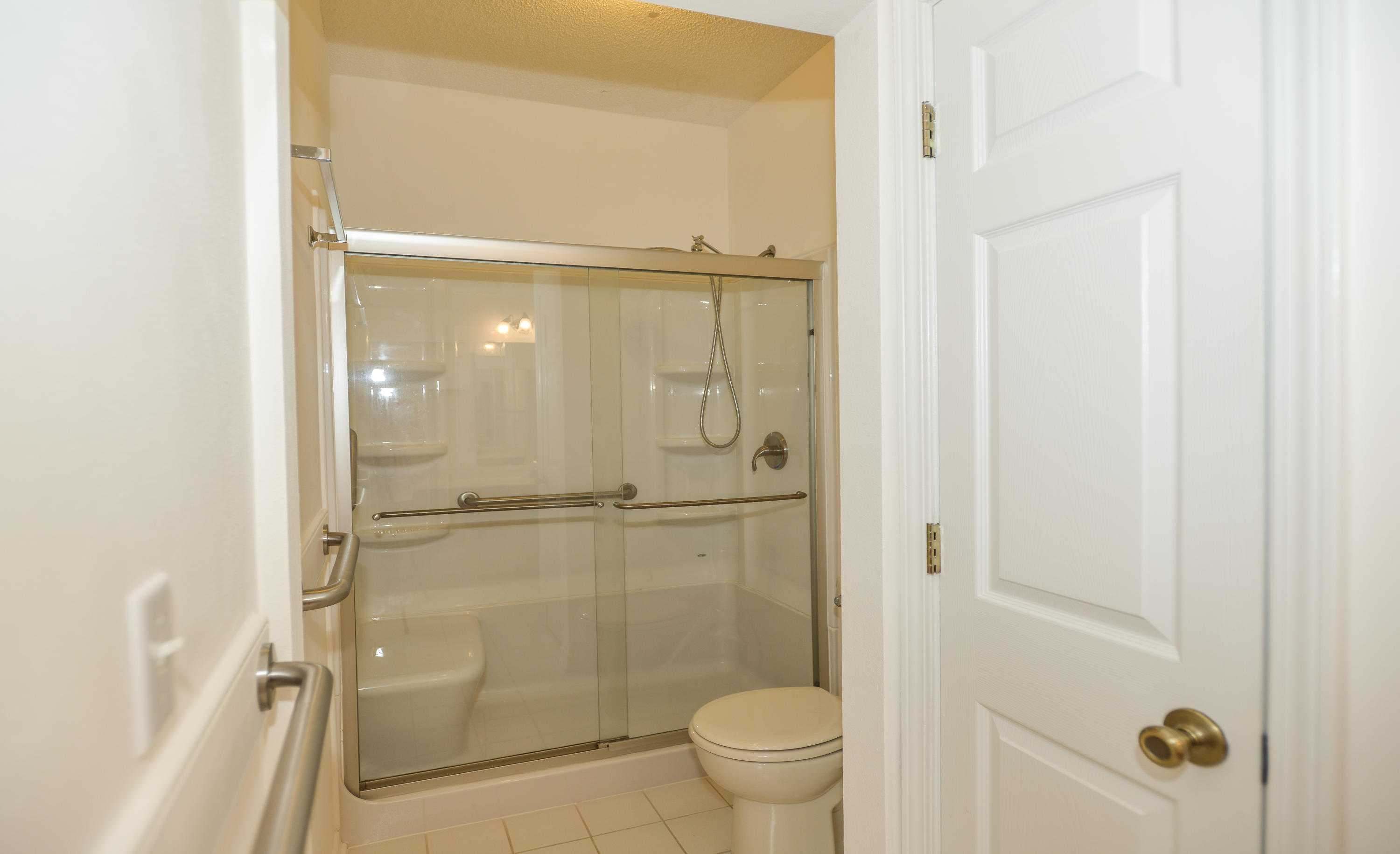 DANA POINTE - Residential