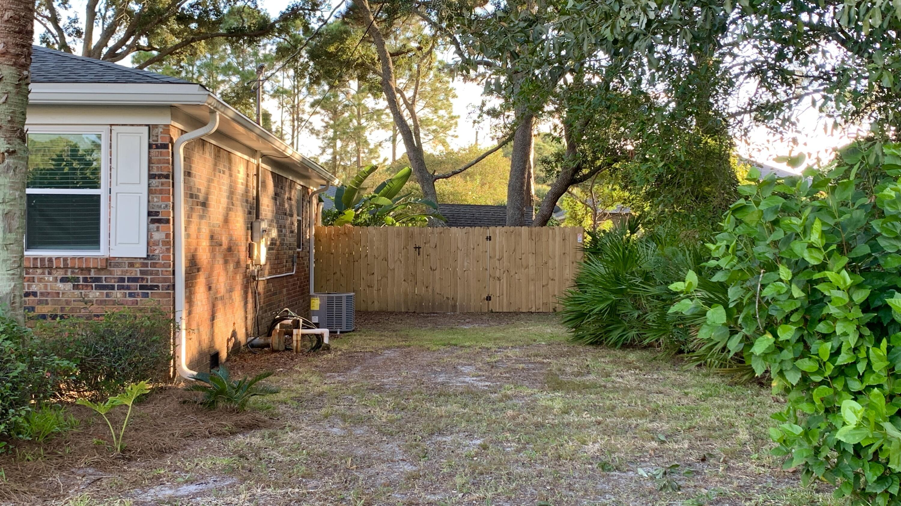 HOLIDAY SHORES ESTATES 3RD ADDN - Residential