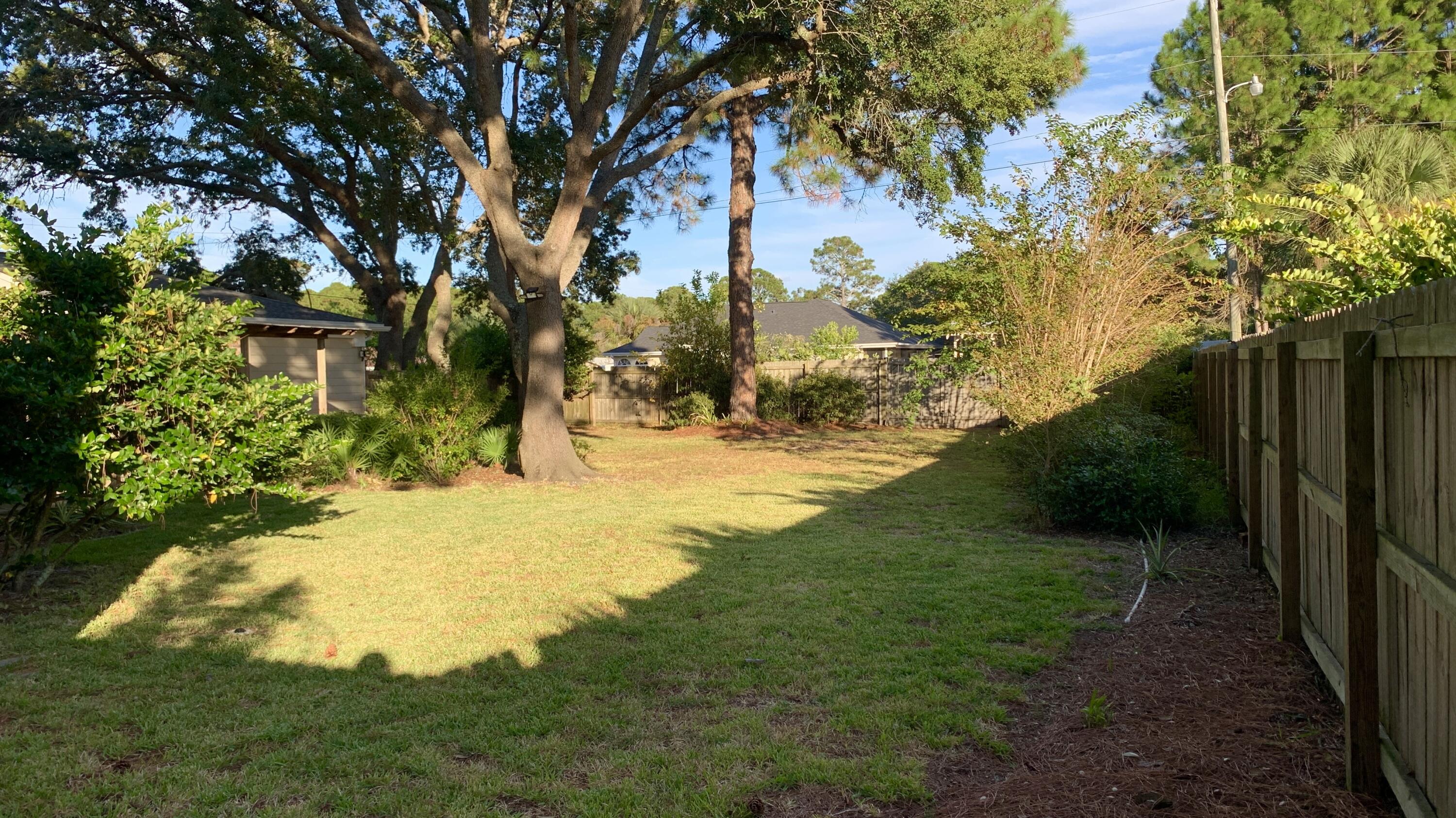 HOLIDAY SHORES ESTATES 3RD ADDN - Residential