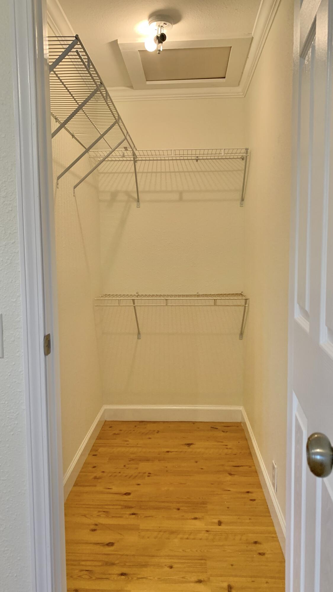 HOLIDAY SHORES ESTATES 3RD ADDN - Residential