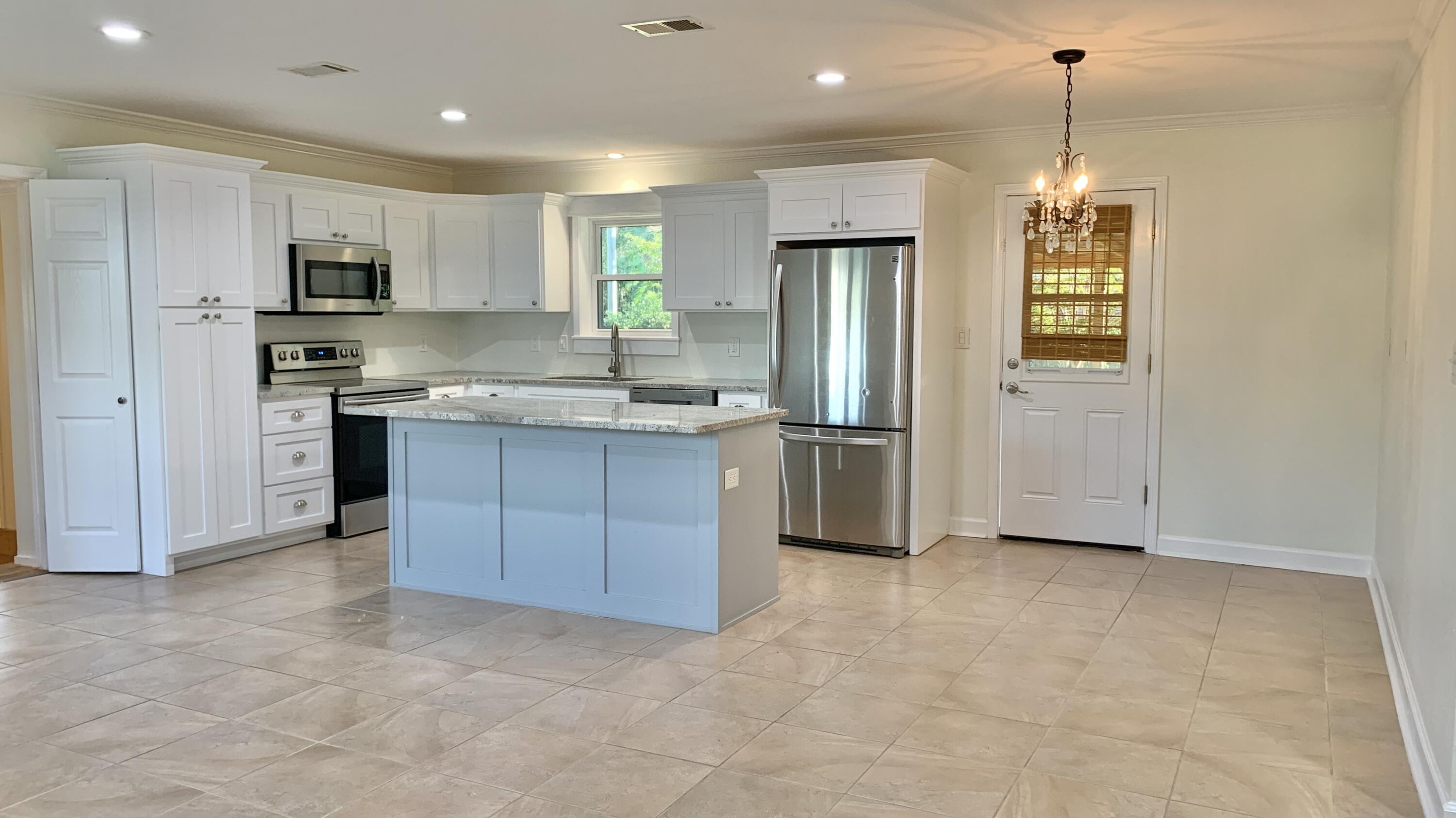 HOLIDAY SHORES ESTATES 3RD ADDN - Residential