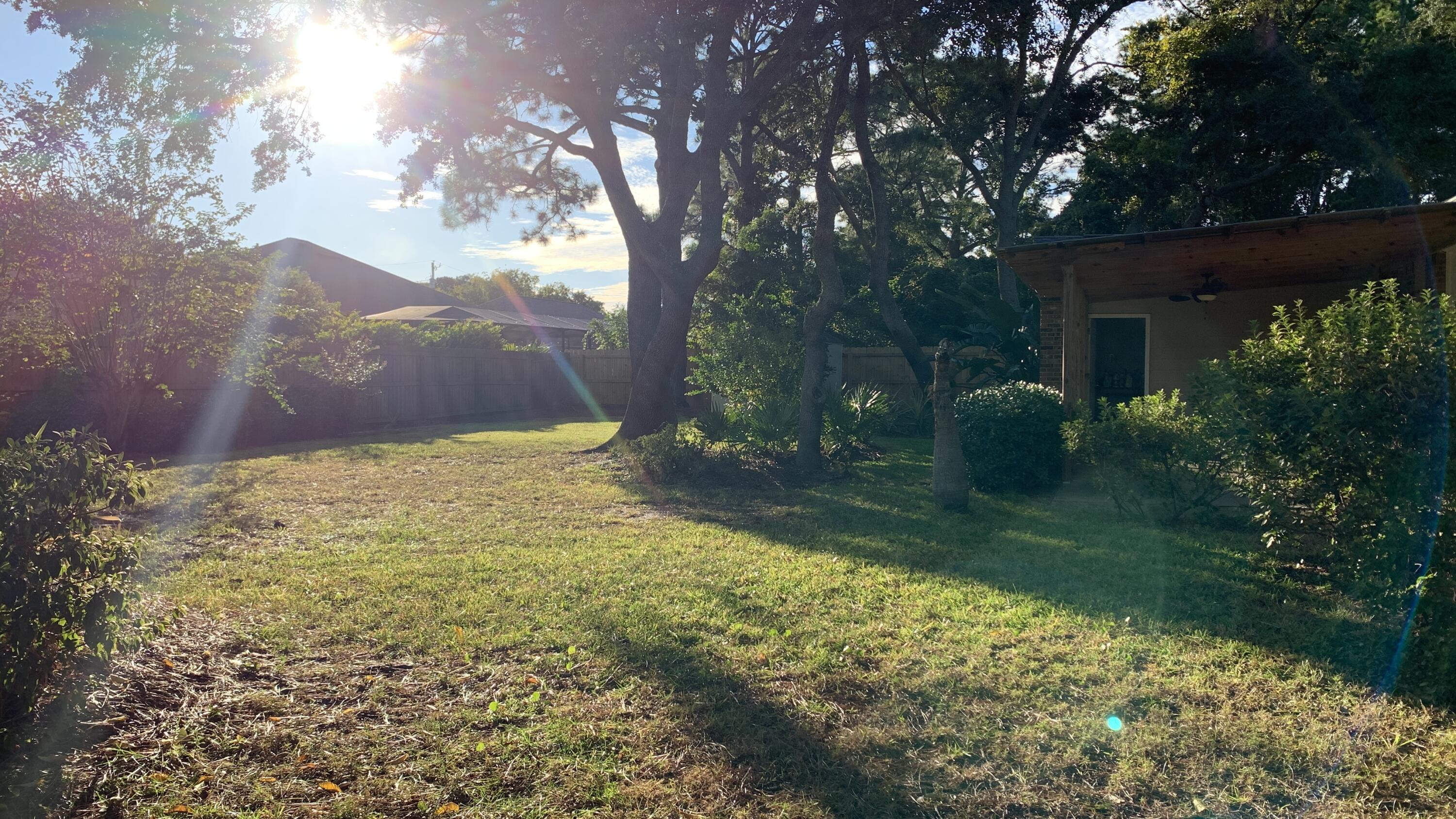 HOLIDAY SHORES ESTATES 3RD ADDN - Residential