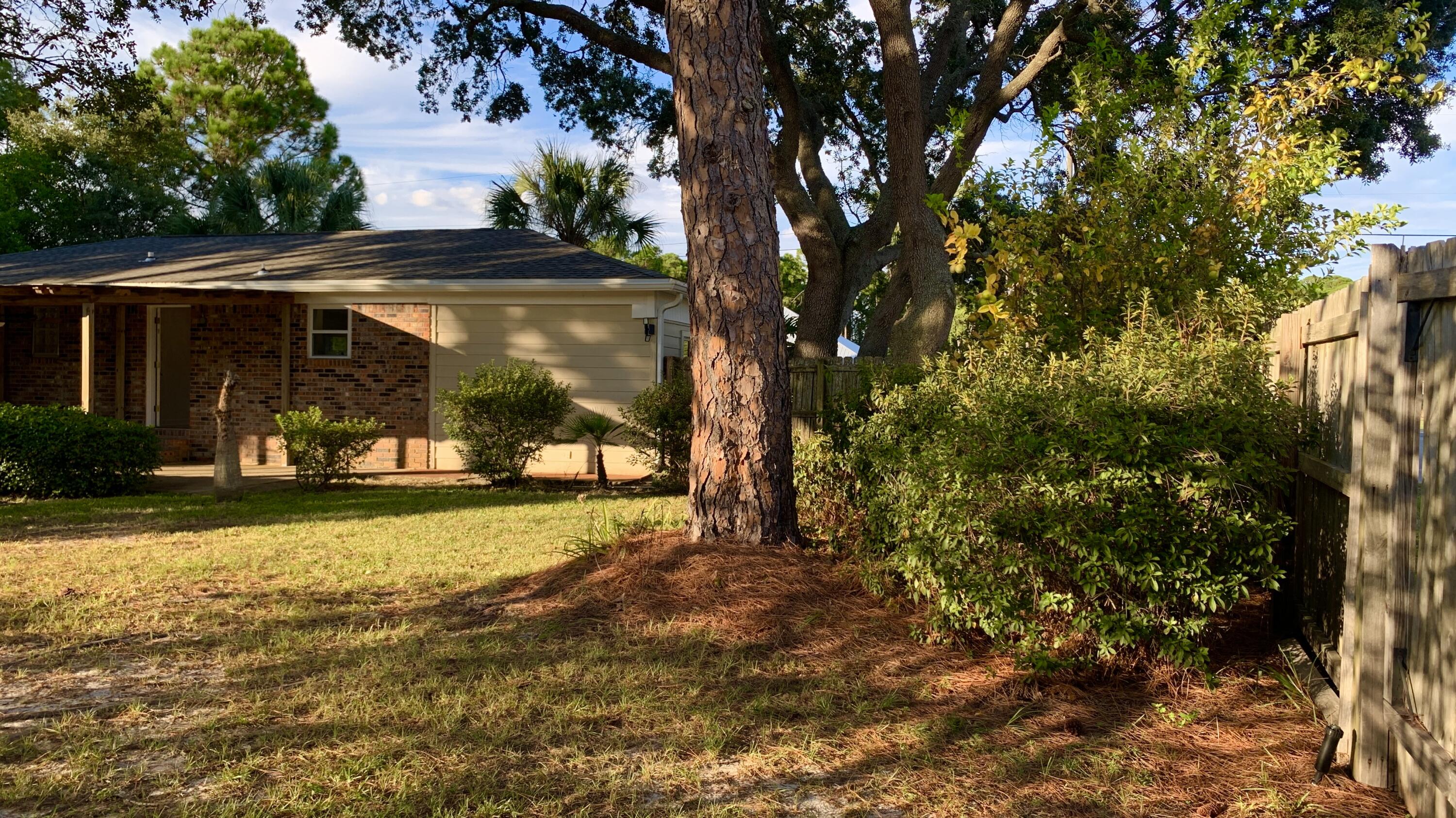 HOLIDAY SHORES ESTATES 3RD ADDN - Residential