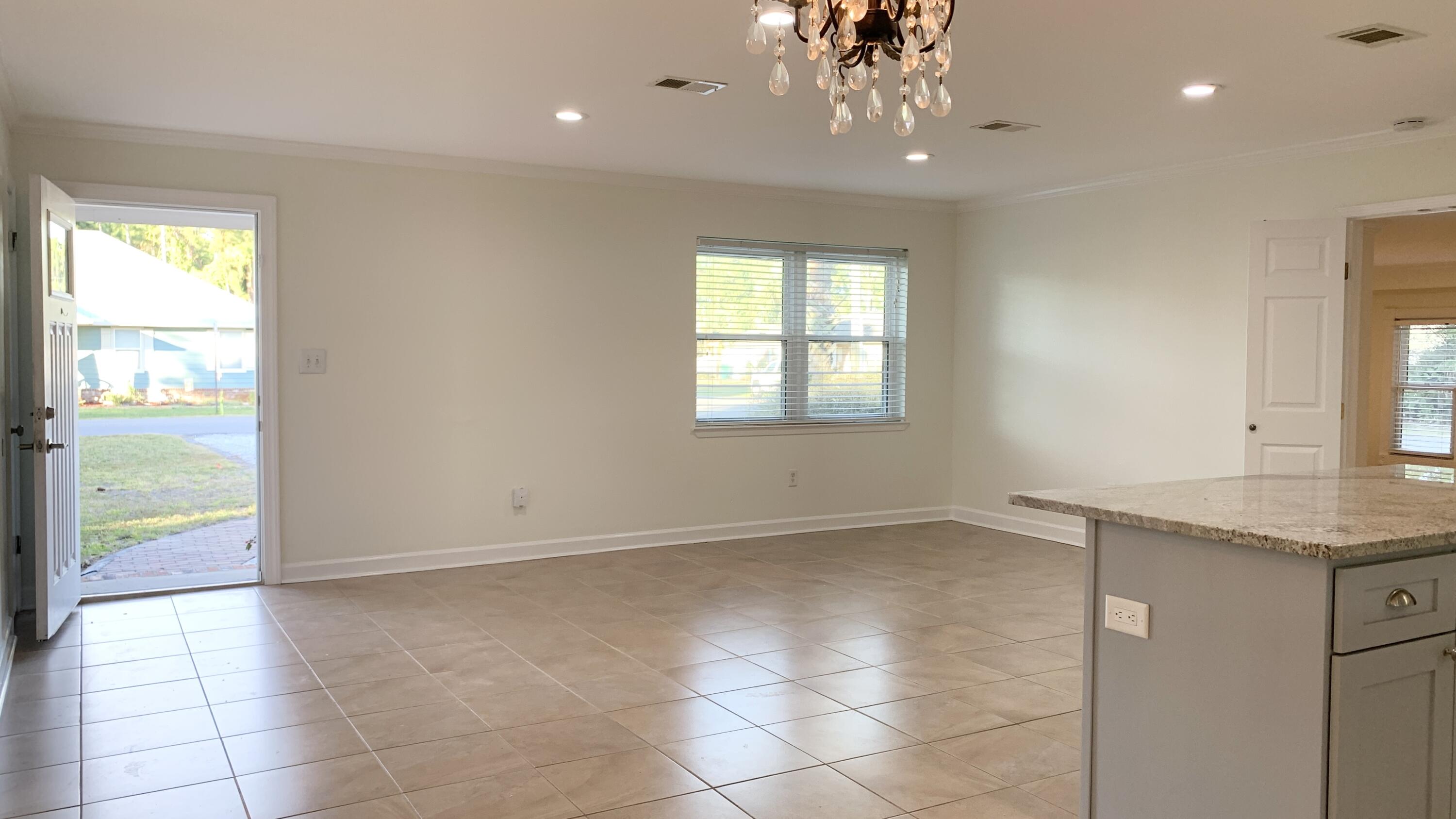 HOLIDAY SHORES ESTATES 3RD ADDN - Residential