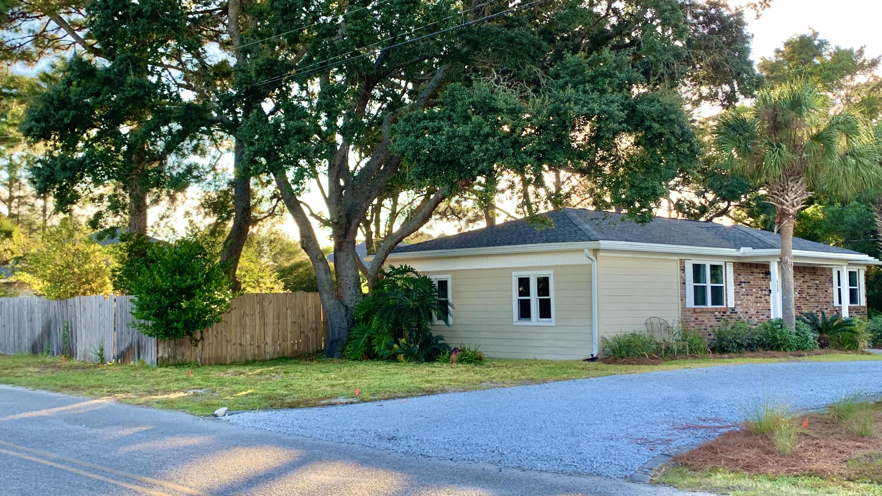 HOLIDAY SHORES ESTATES 3RD ADDN - Residential