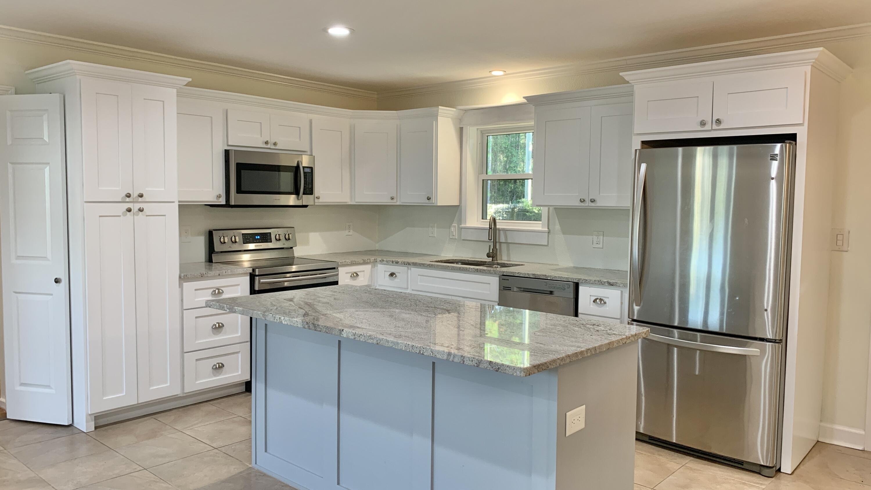 HOLIDAY SHORES ESTATES 3RD ADDN - Residential