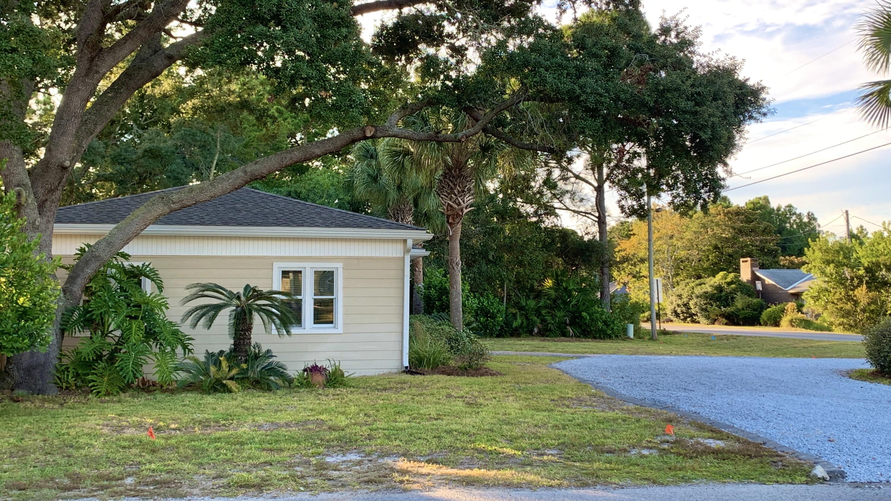 HOLIDAY SHORES ESTATES 3RD ADDN - Residential