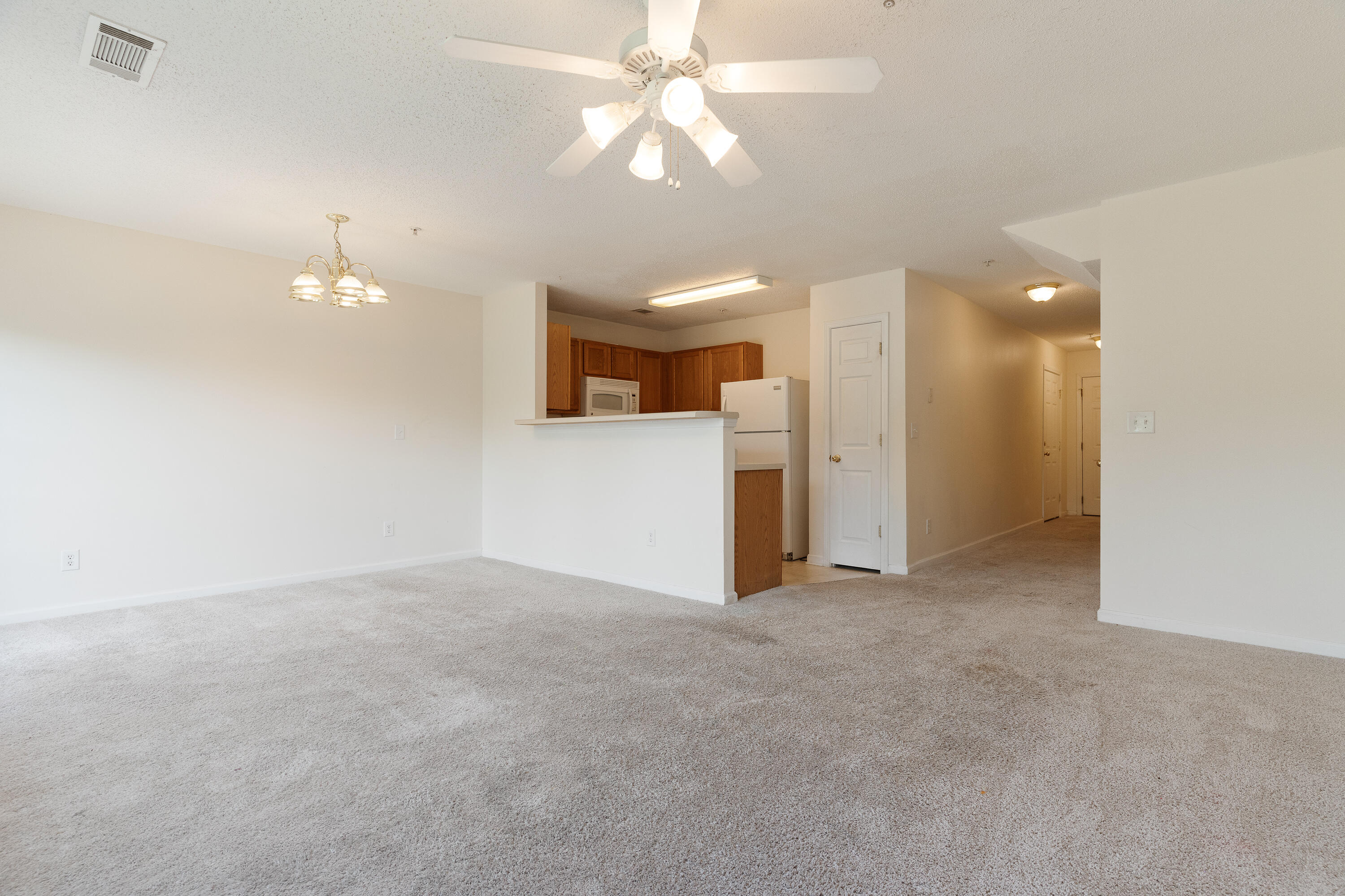 ROLLING PINES - Residential