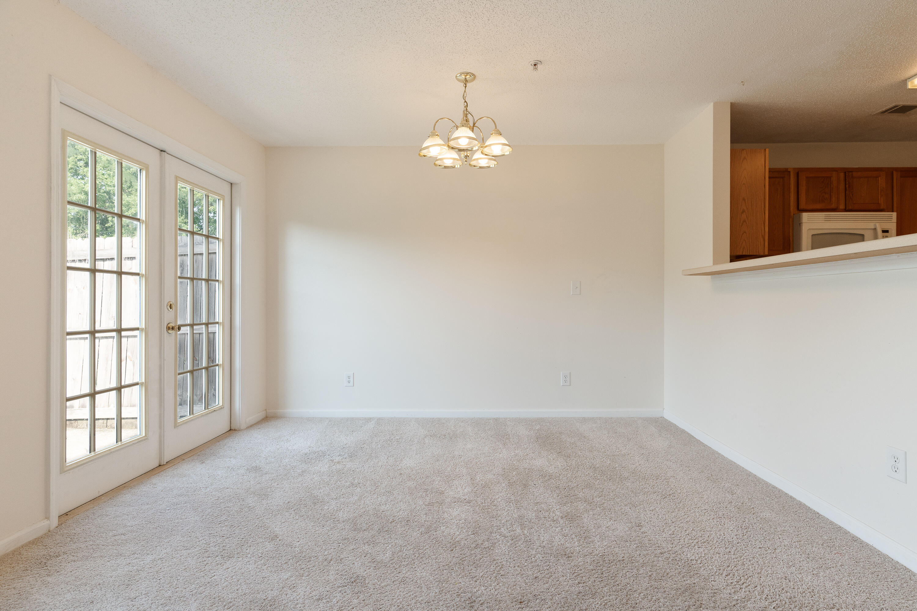 ROLLING PINES - Residential