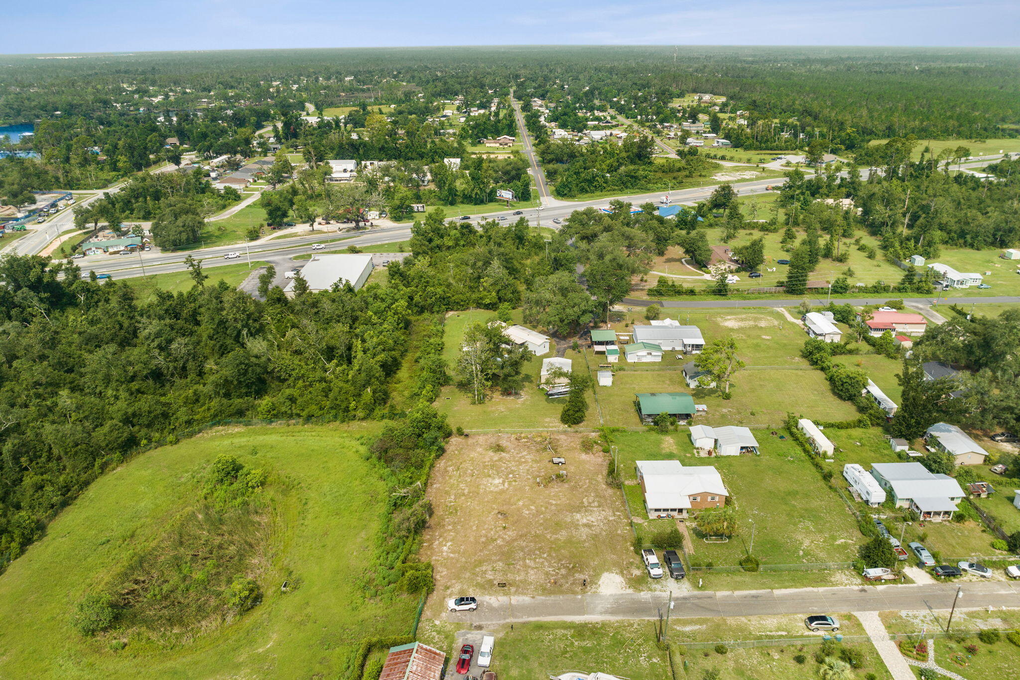 NO RECORDED SUBDIVISION - Land