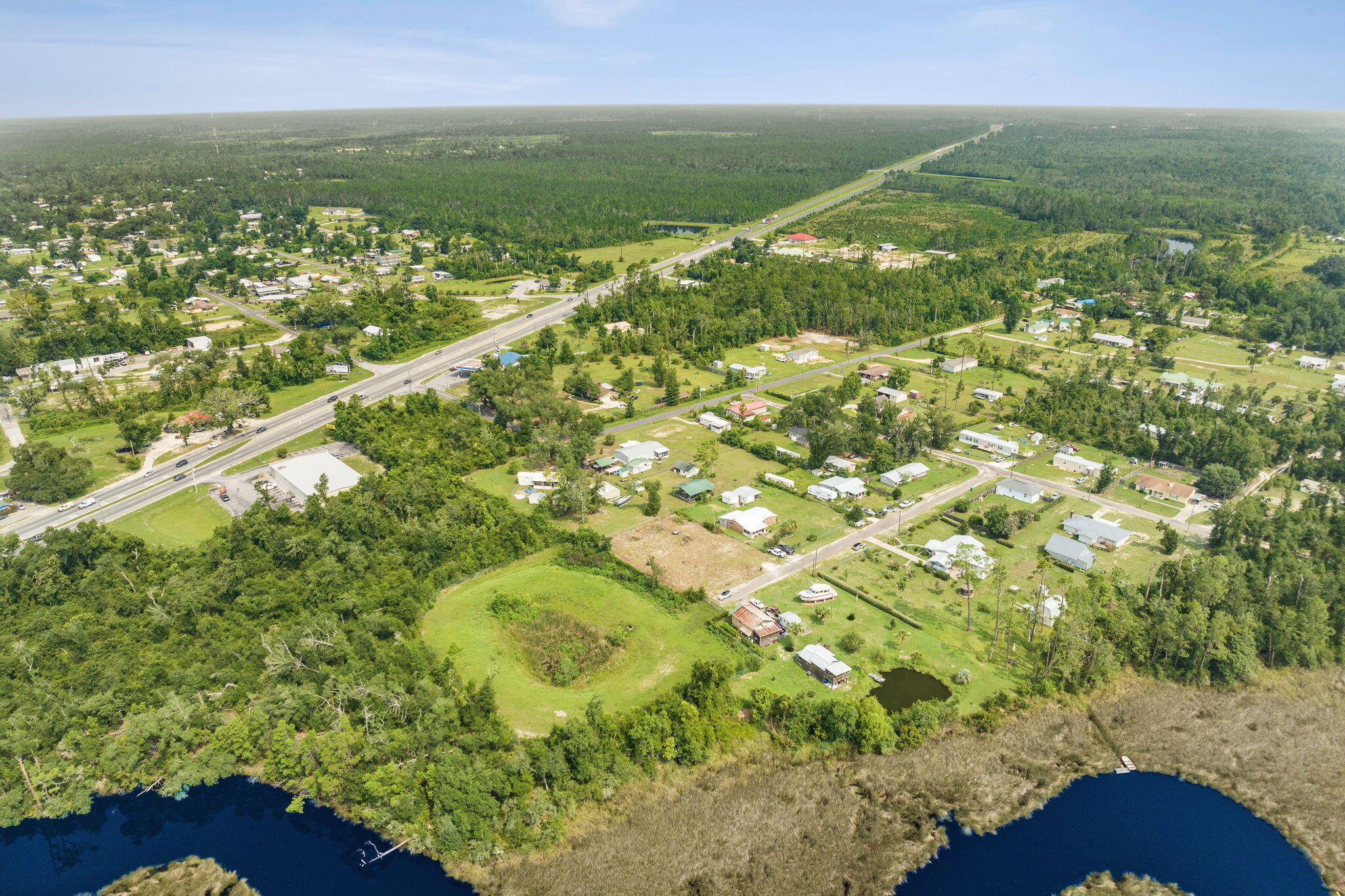 NO RECORDED SUBDIVISION - Land