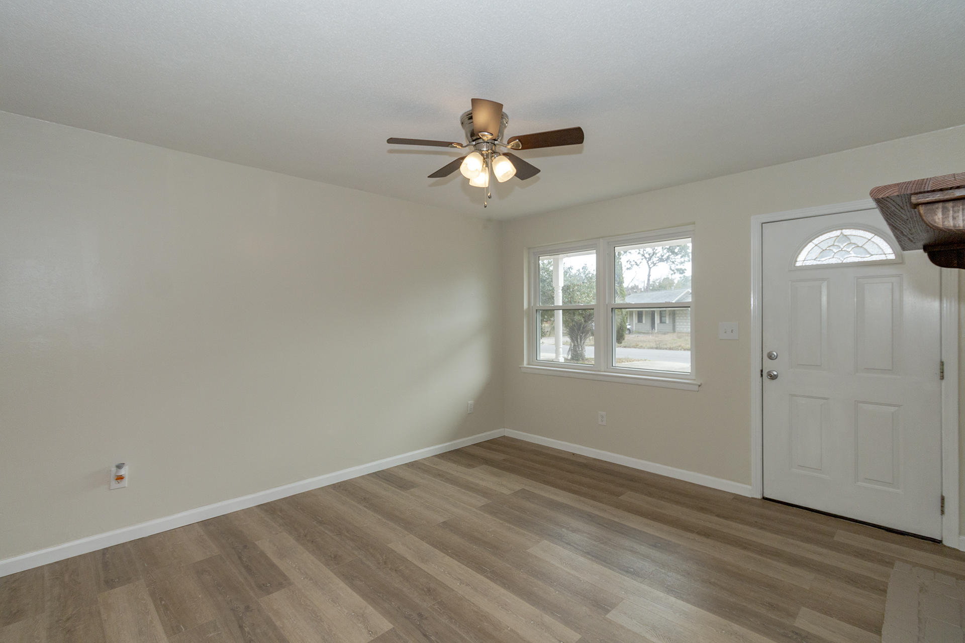 GARNIERS BEACH 6TH - Residential