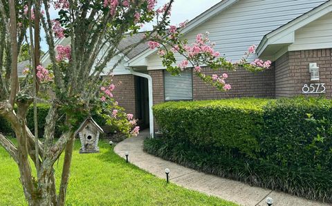 Photo of 8573 Westview Lane, Pensacola, FL 32514 (MLS # 990870)