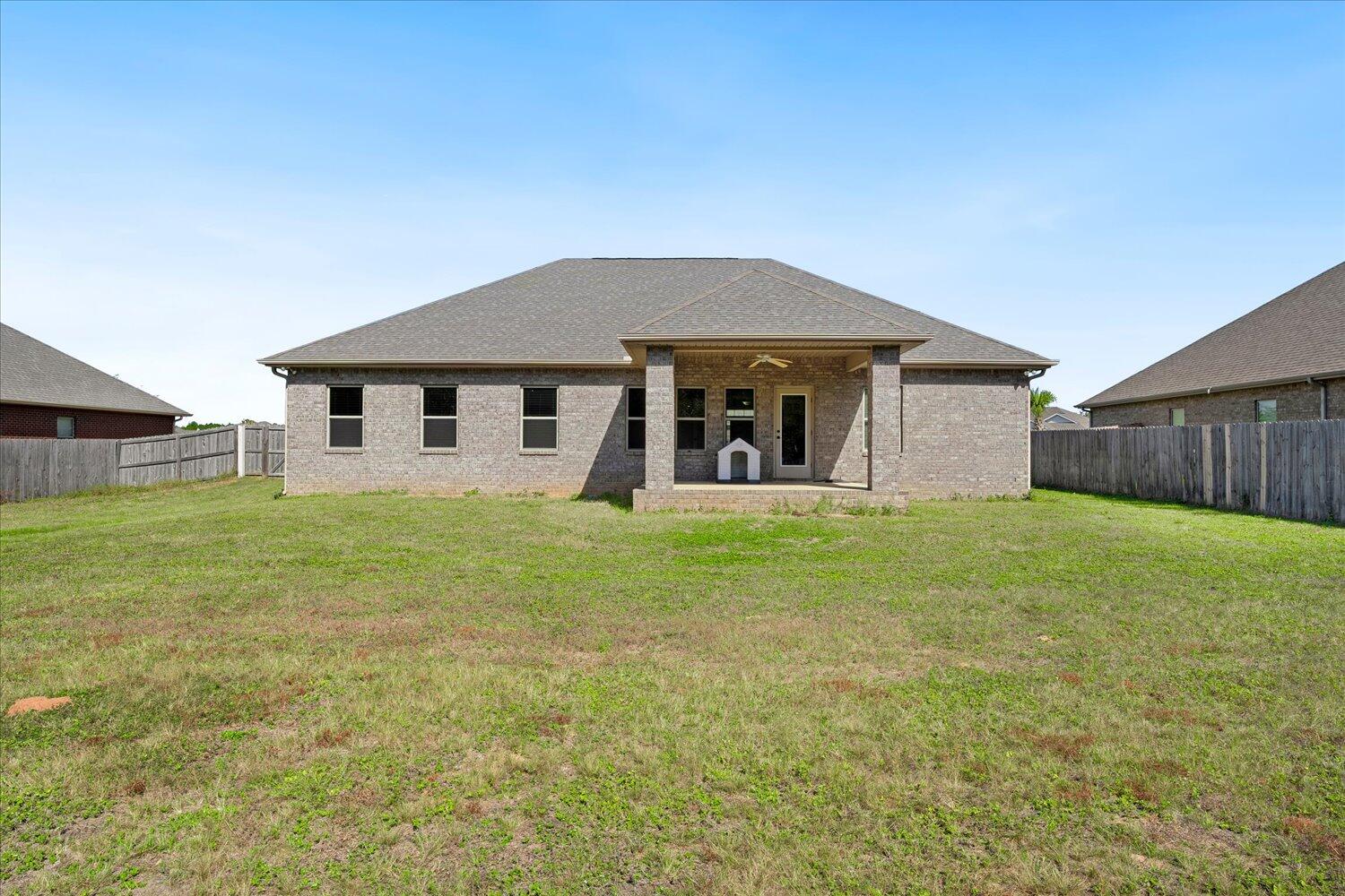 BROWNSTONE MANOR - Residential