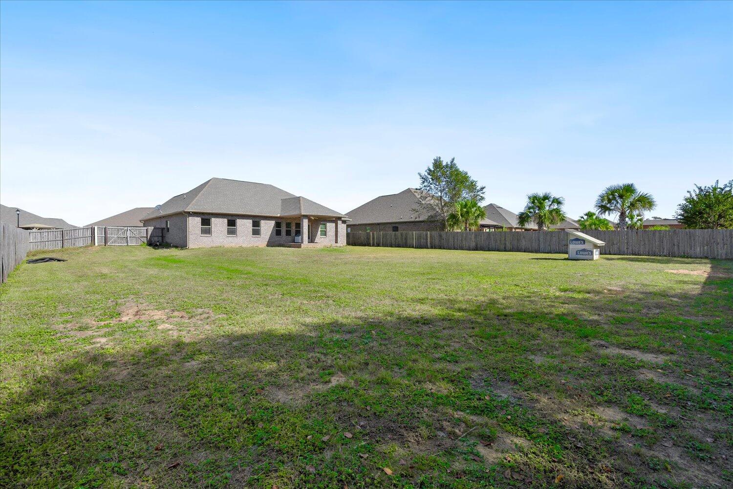 BROWNSTONE MANOR - Residential