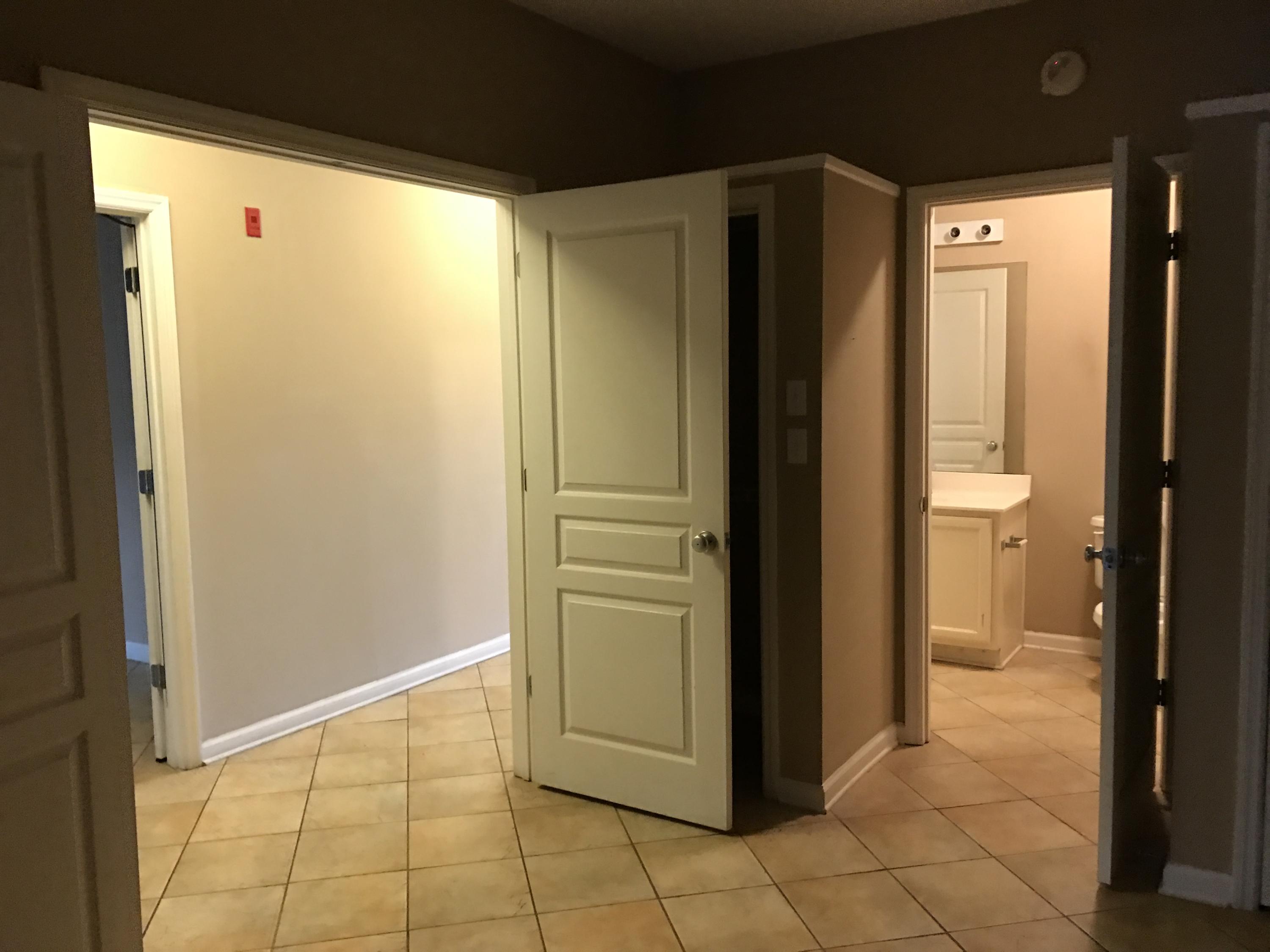 BARATARIA CONDO - Residential