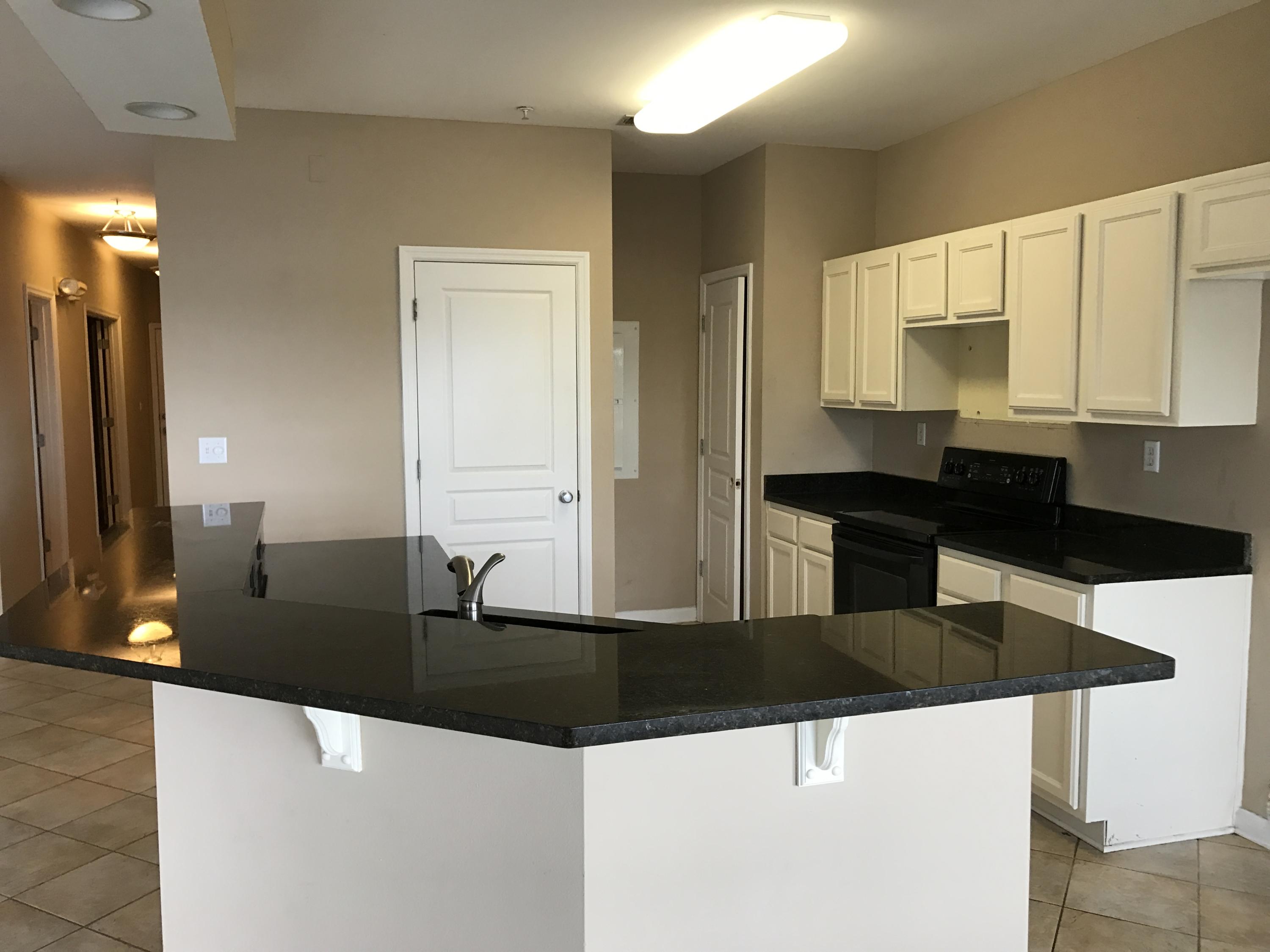 BARATARIA CONDO - Residential