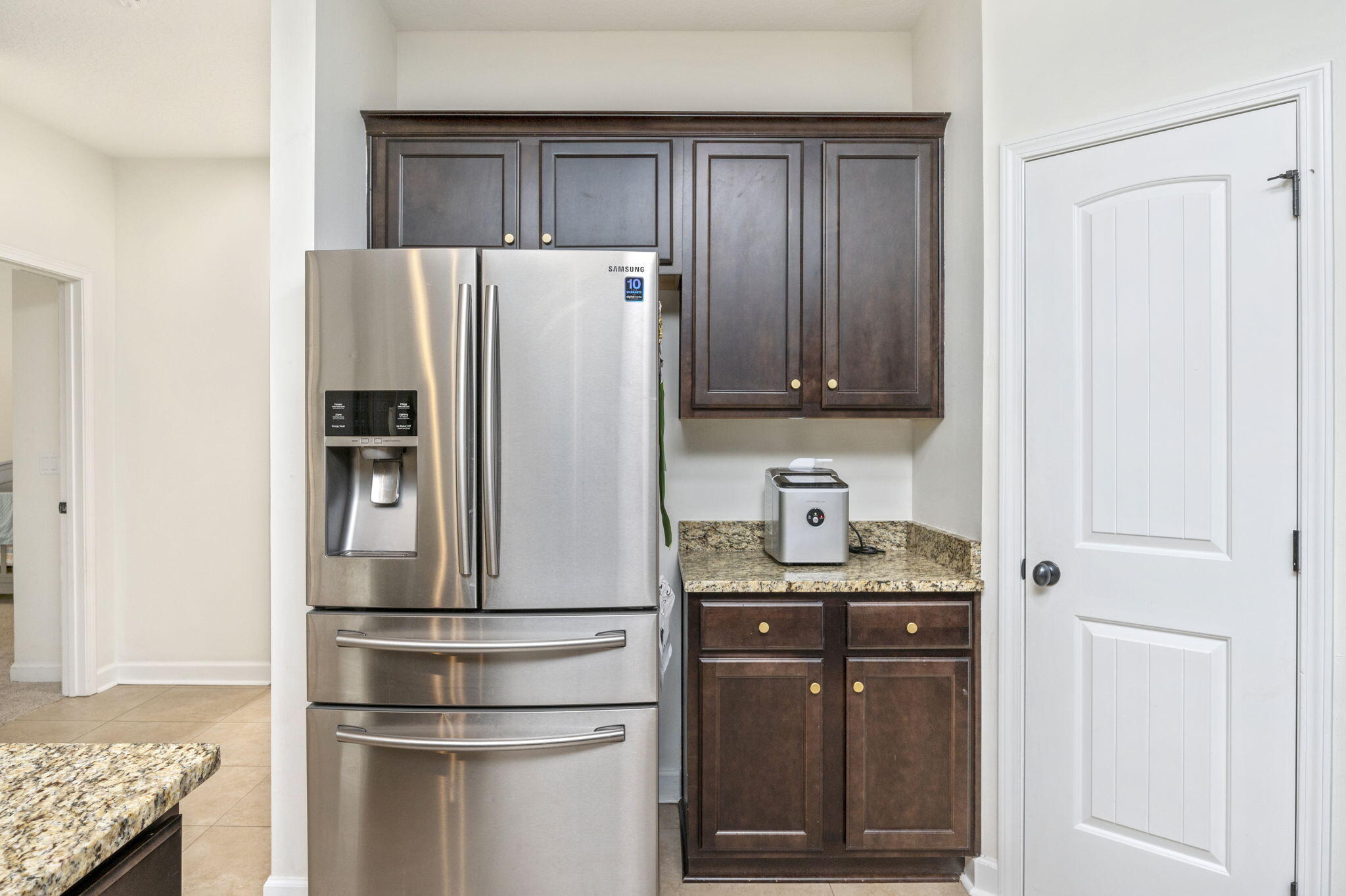 OVERLOOK AT CHESTNUT RIDGE - Residential Lease