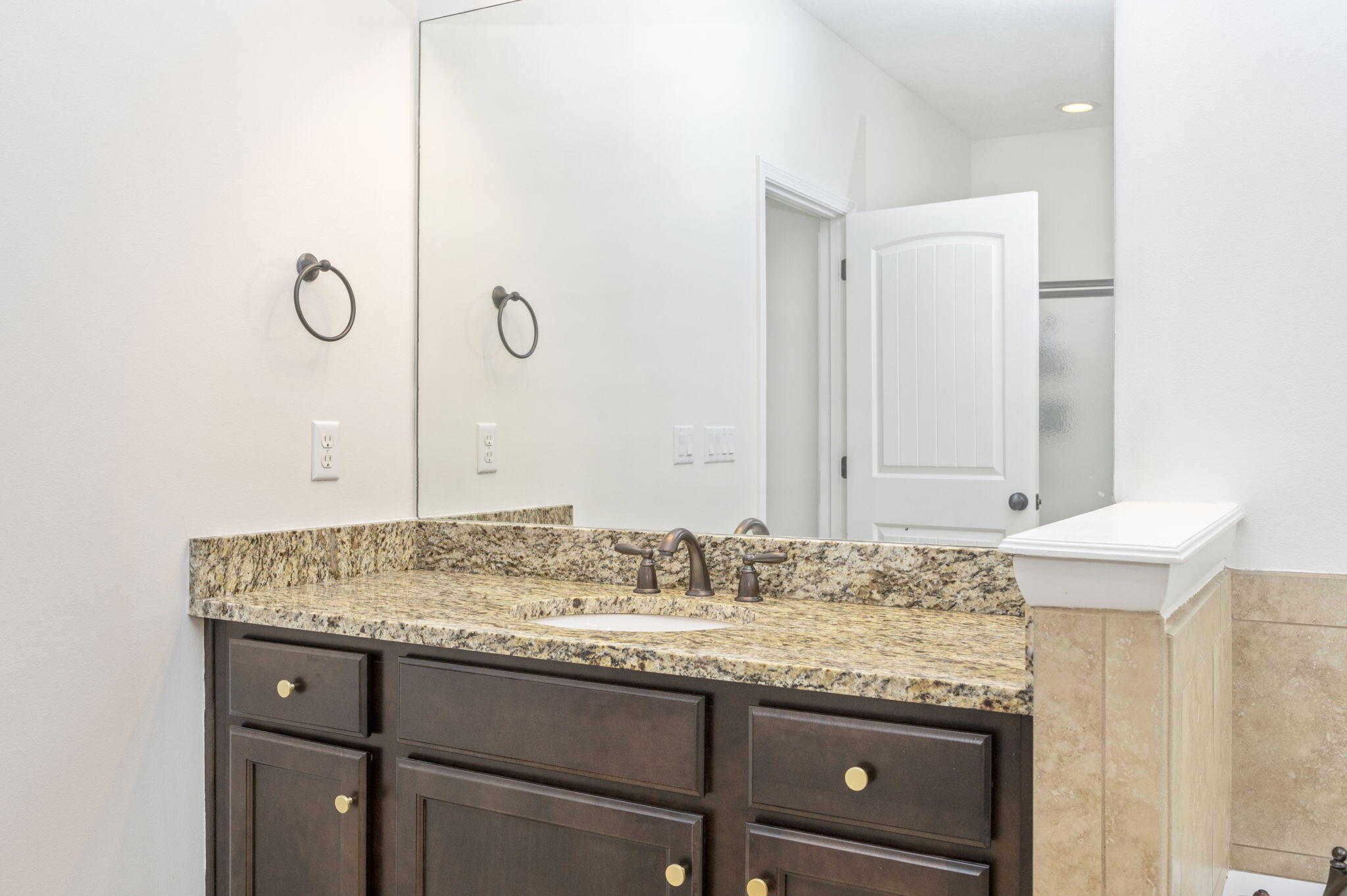 OVERLOOK AT CHESTNUT RIDGE - Residential Lease