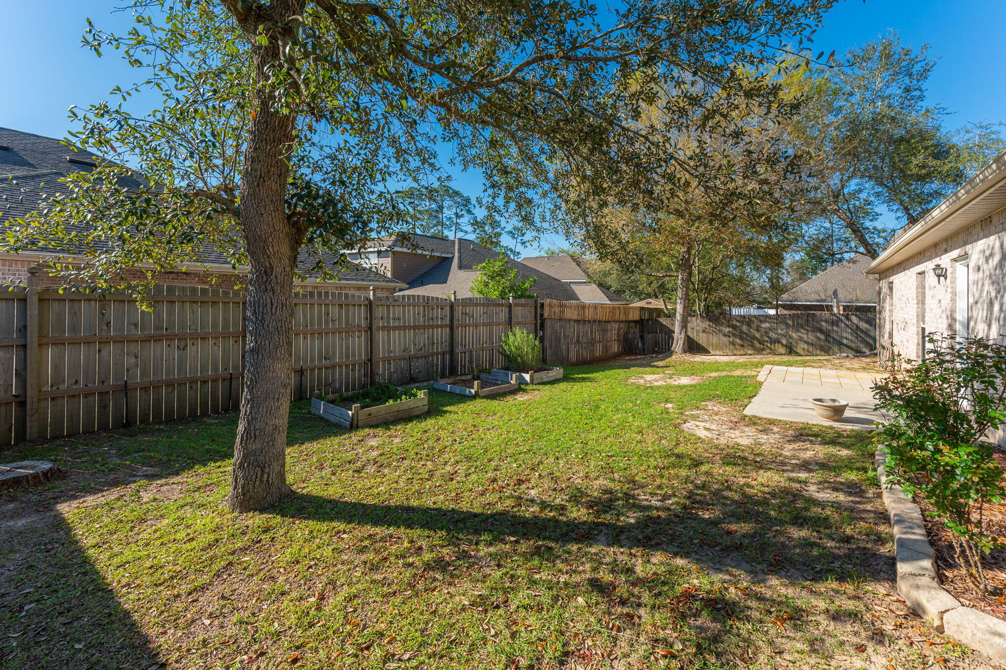 DUGGAN POND ESTATES - Residential