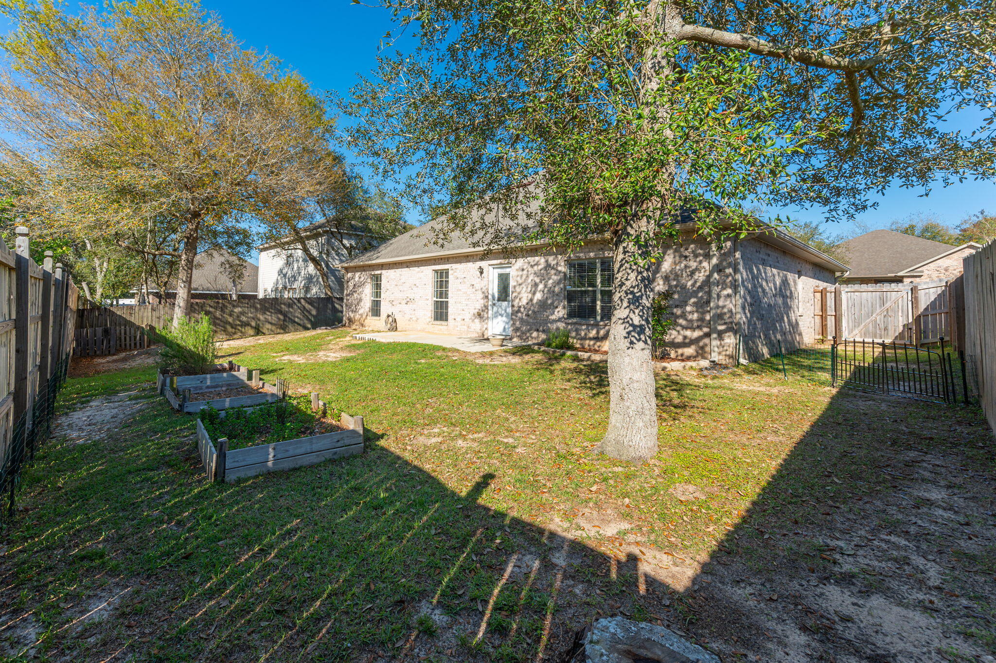 DUGGAN POND ESTATES - Residential