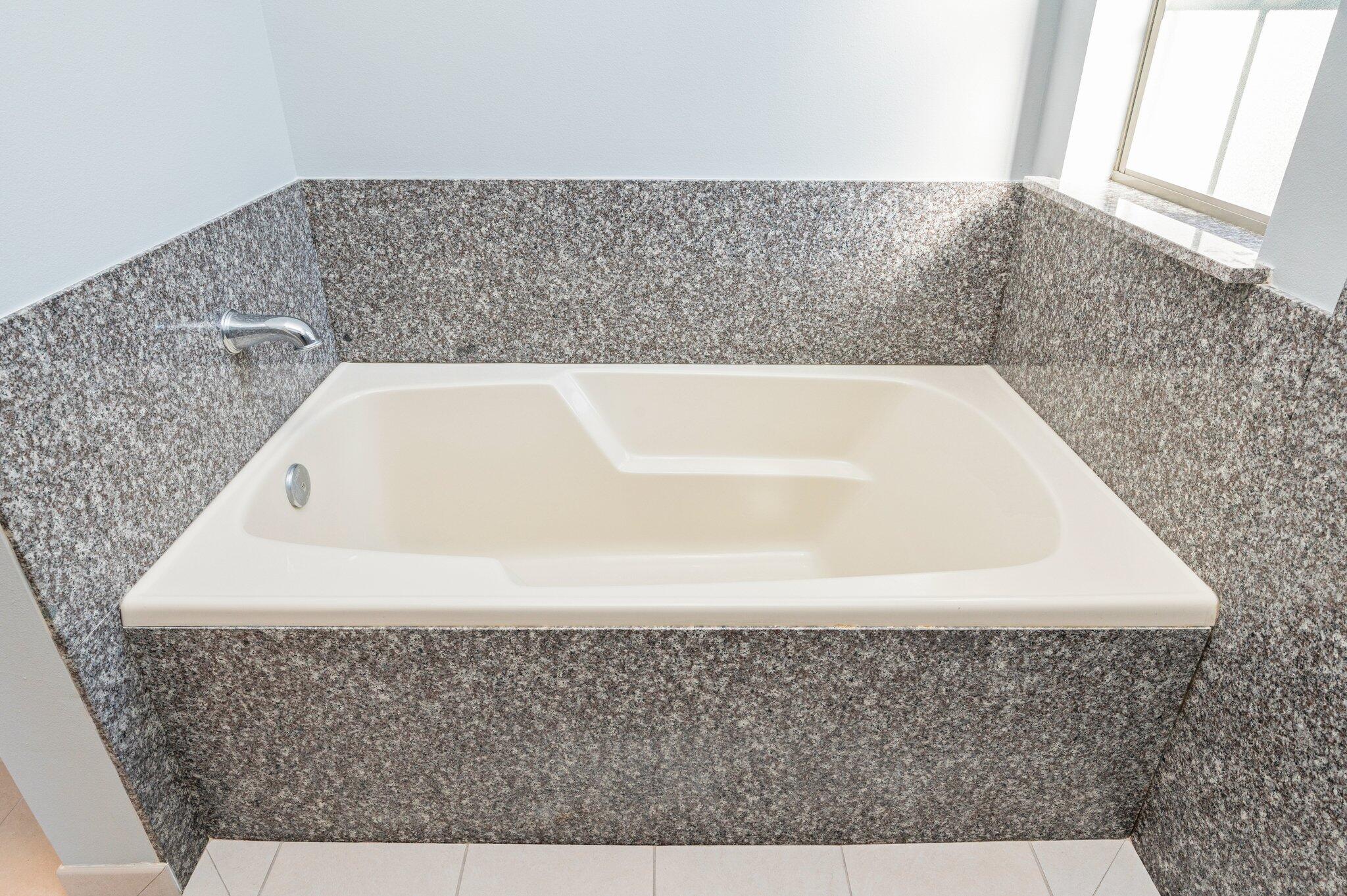 DUGGAN POND ESTATES - Residential