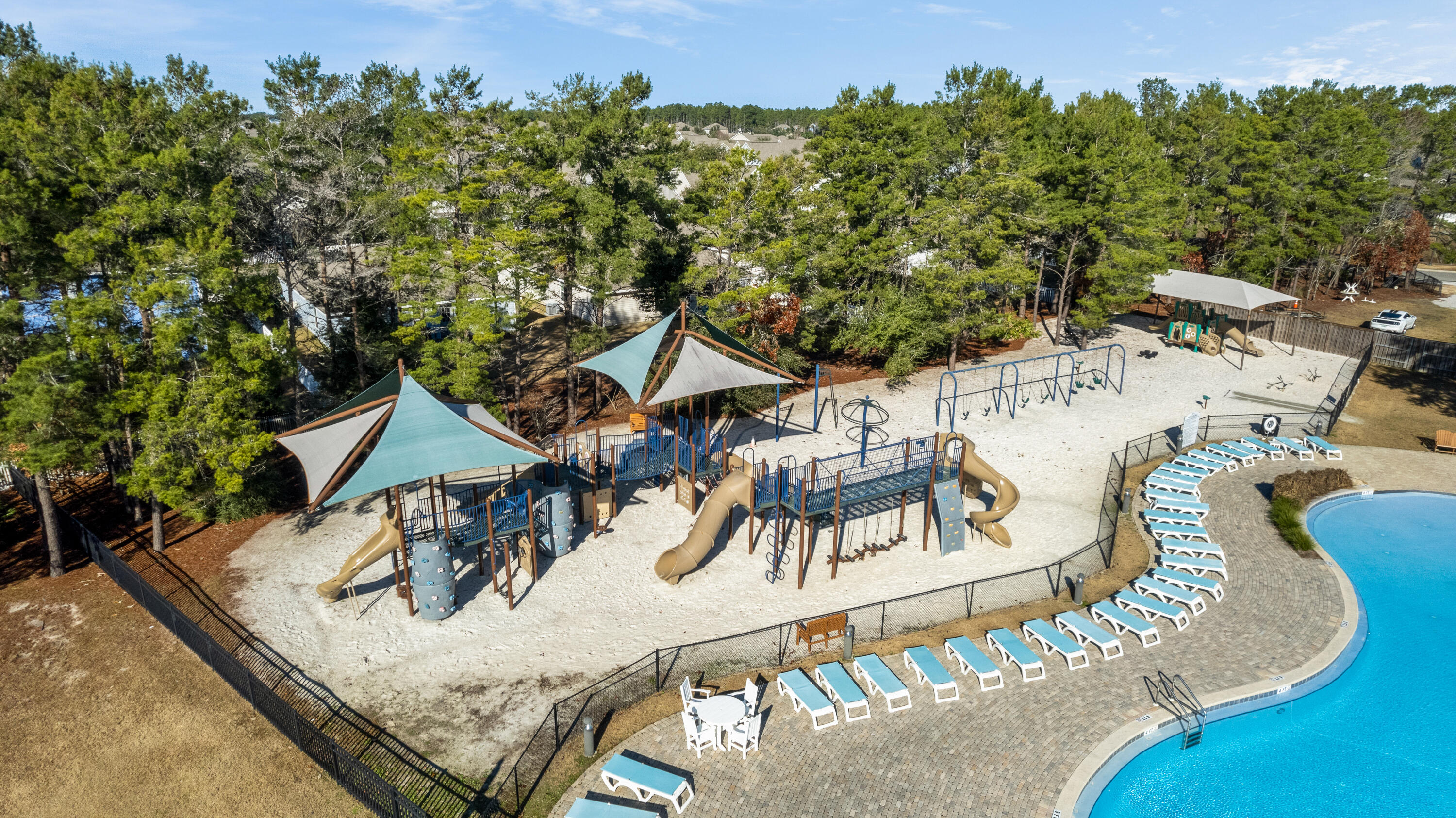 HAMMOCK BAY - Residential