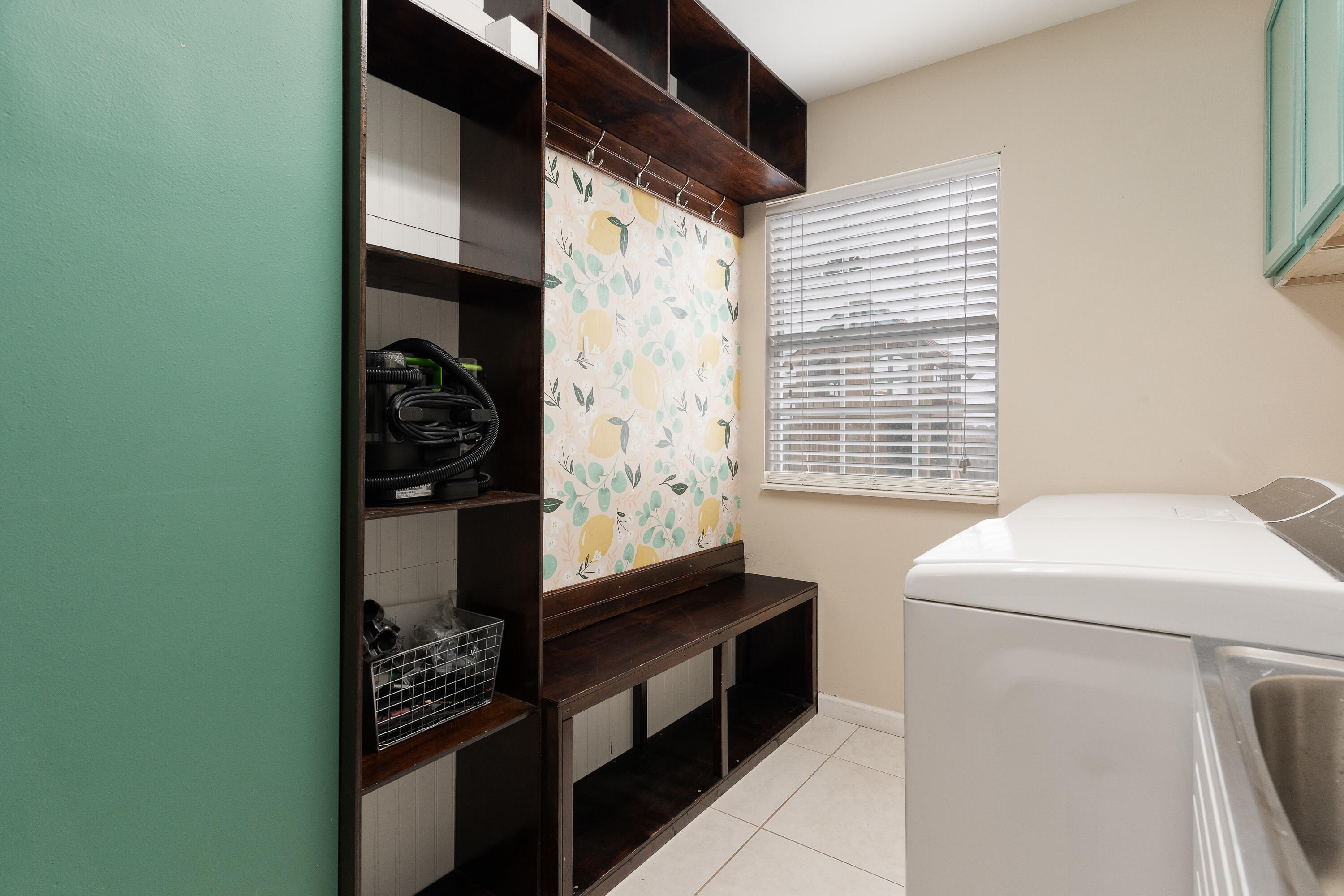 PARKWOOD ESTATES PH 2A BLUEWATER BAY - Residential