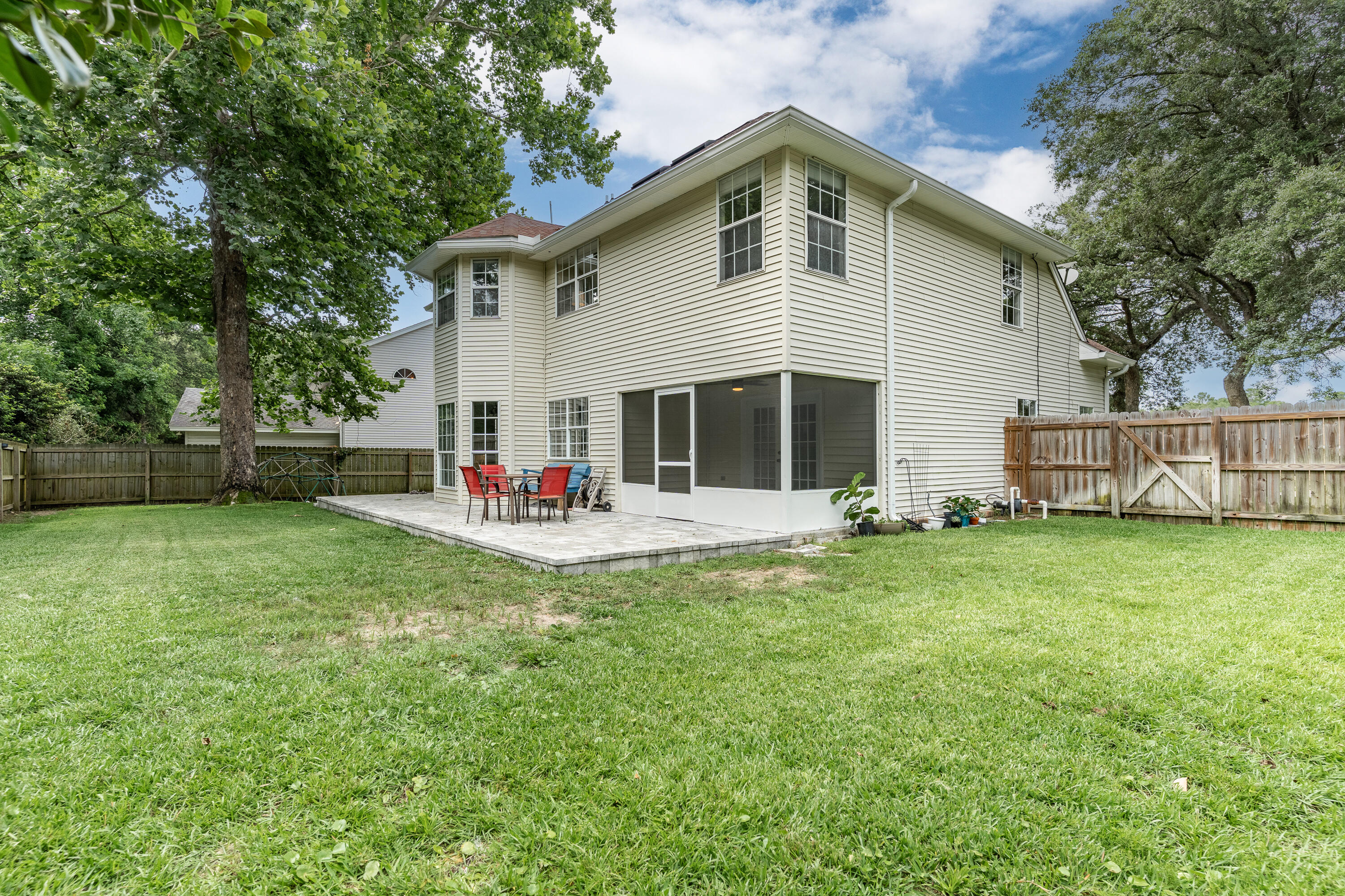 PARKWOOD ESTATES PH 2A BLUEWATER BAY - Residential