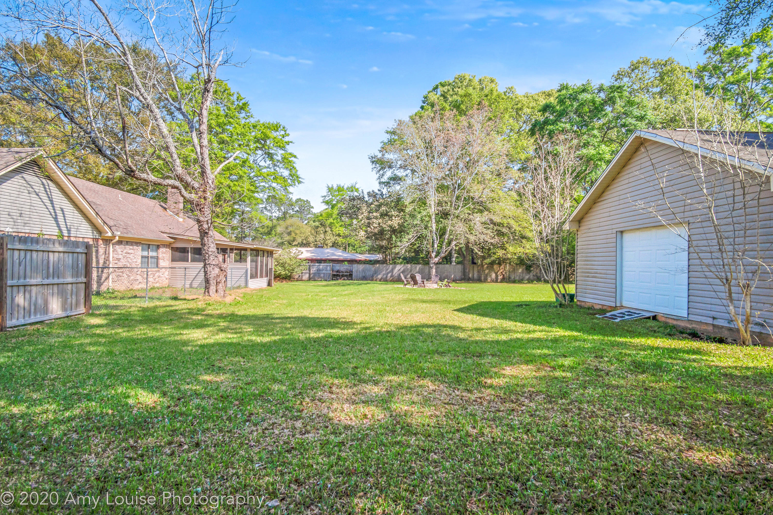 HOLLY HILLS - Residential