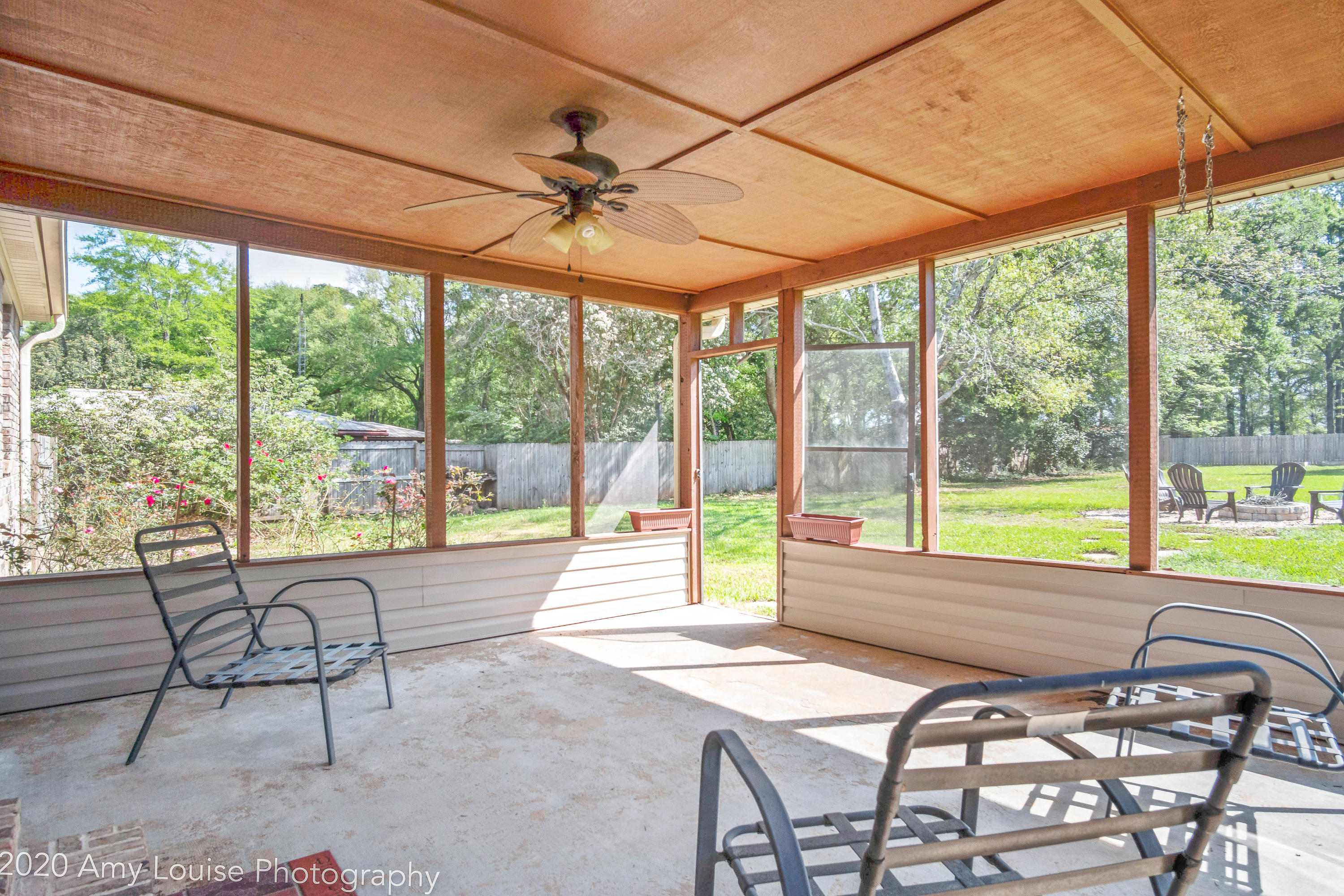 HOLLY HILLS - Residential