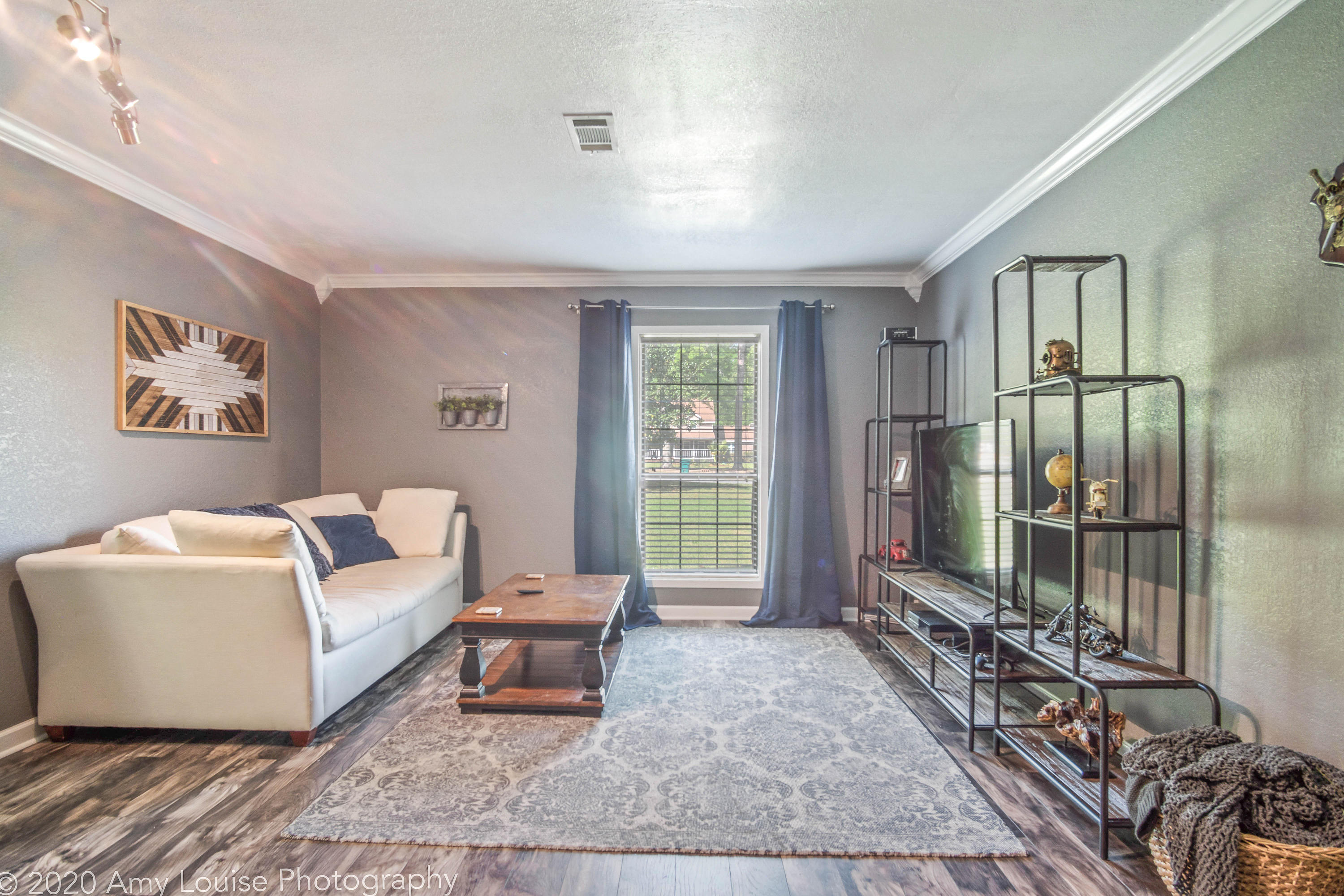 HOLLY HILLS - Residential