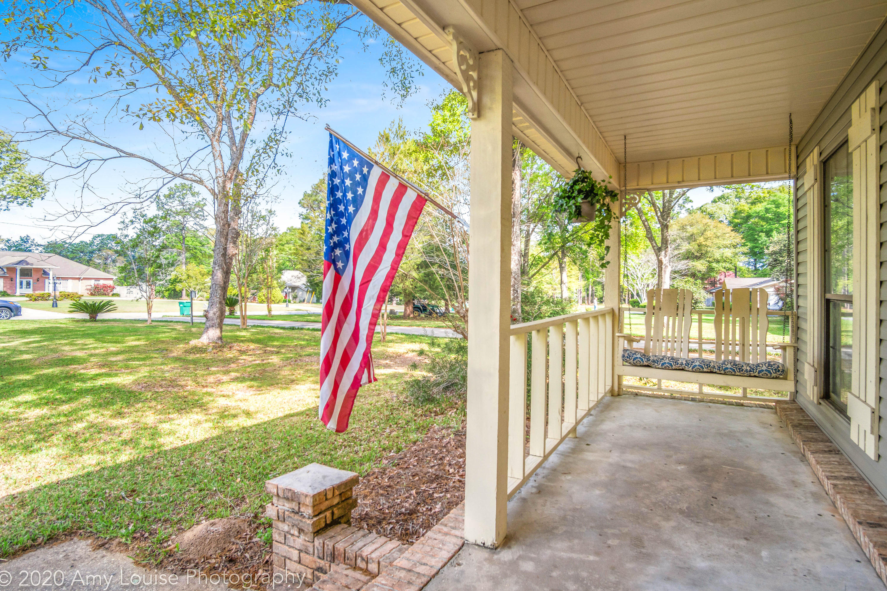 HOLLY HILLS - Residential