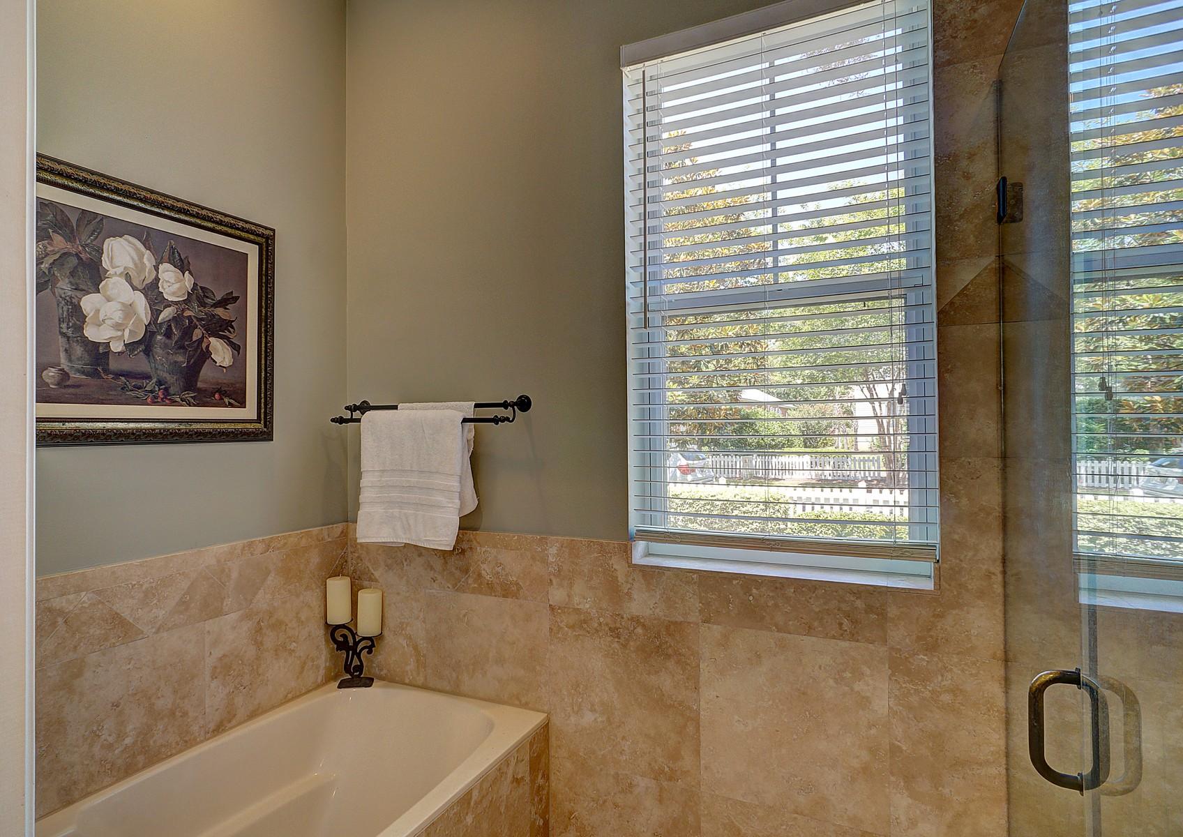 CRYSTAL LAKE PHASE I - Residential