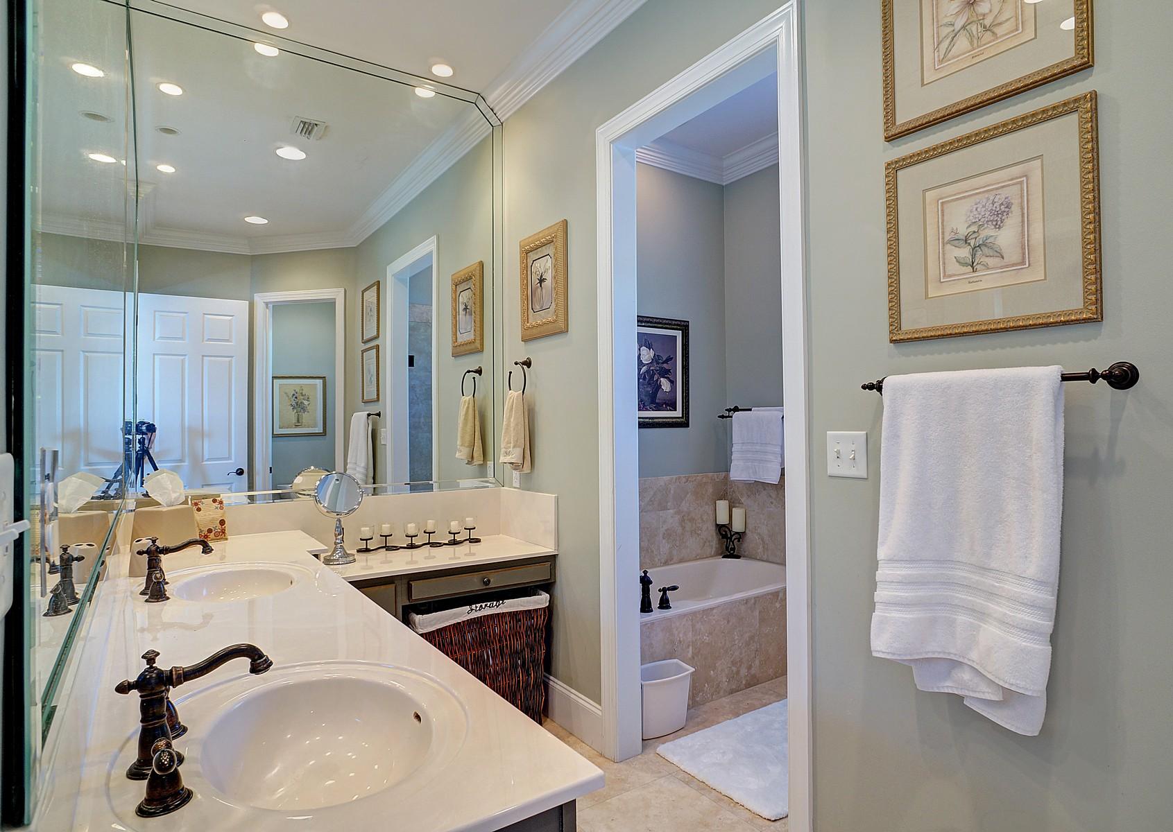 CRYSTAL LAKE PHASE I - Residential