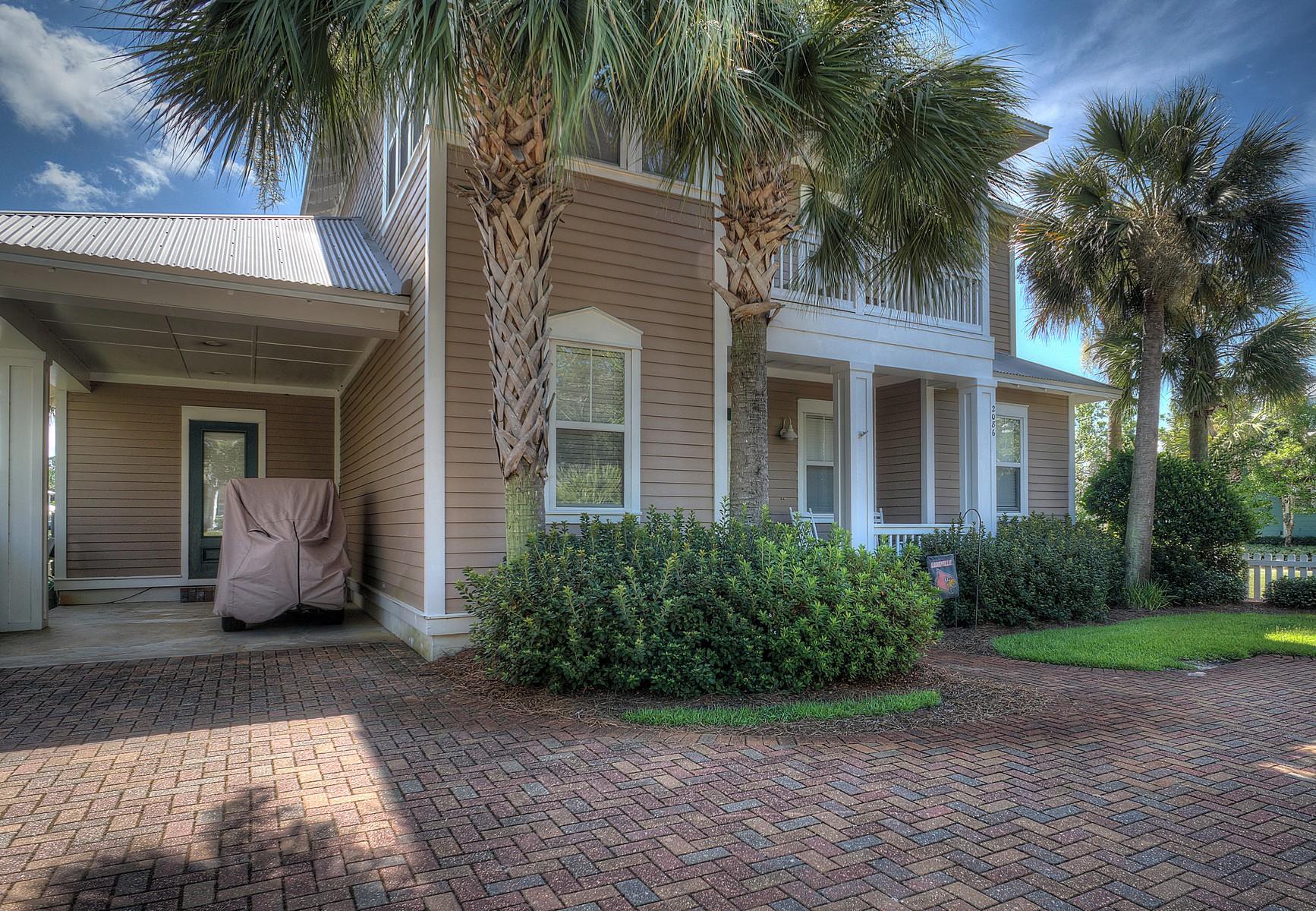 CRYSTAL LAKE PHASE I - Residential