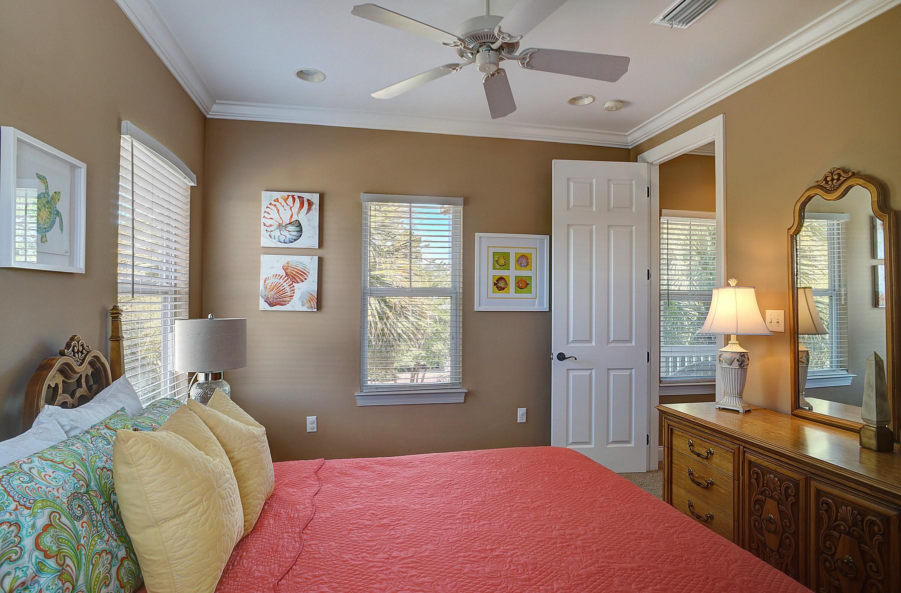 CRYSTAL LAKE PHASE I - Residential