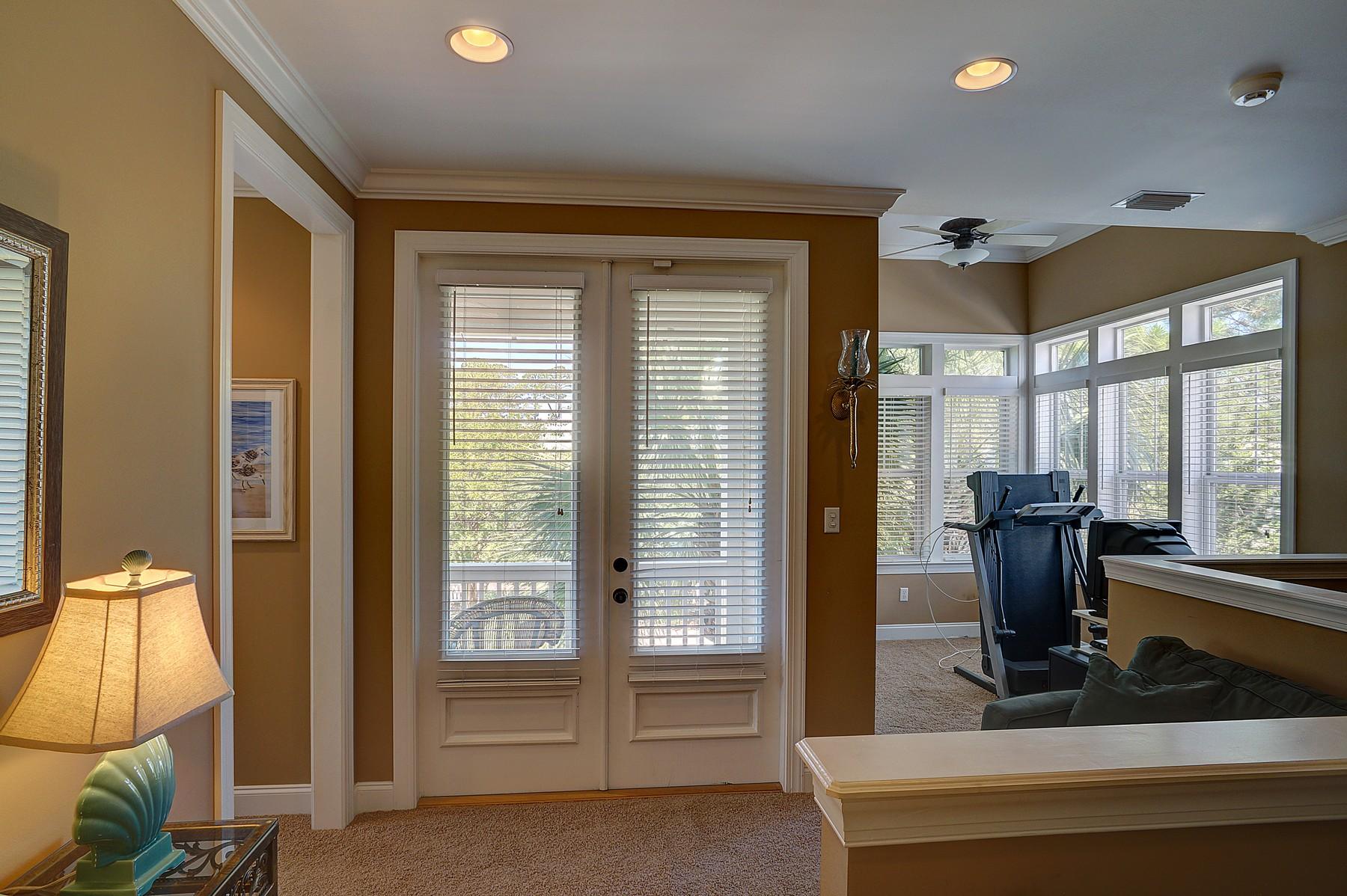 CRYSTAL LAKE PHASE I - Residential