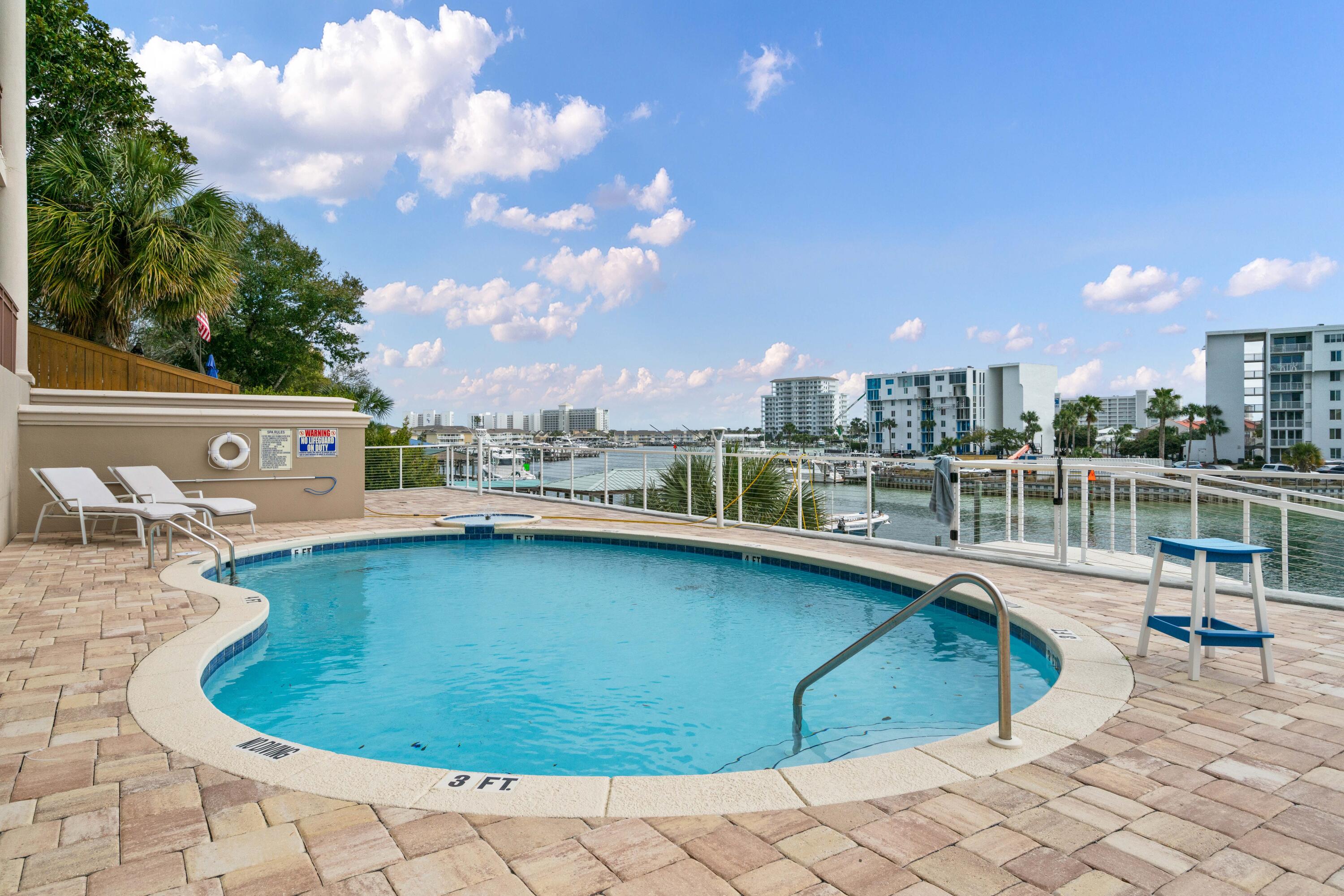 HARBOR PLANTATION - Residential