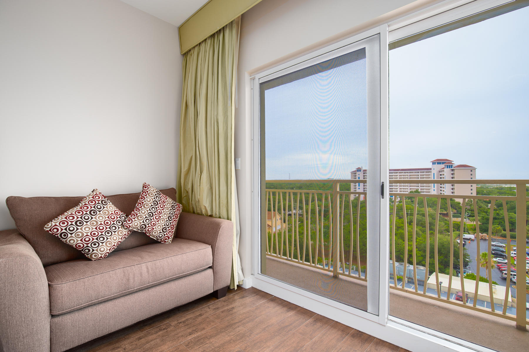 LUAU I - Residential