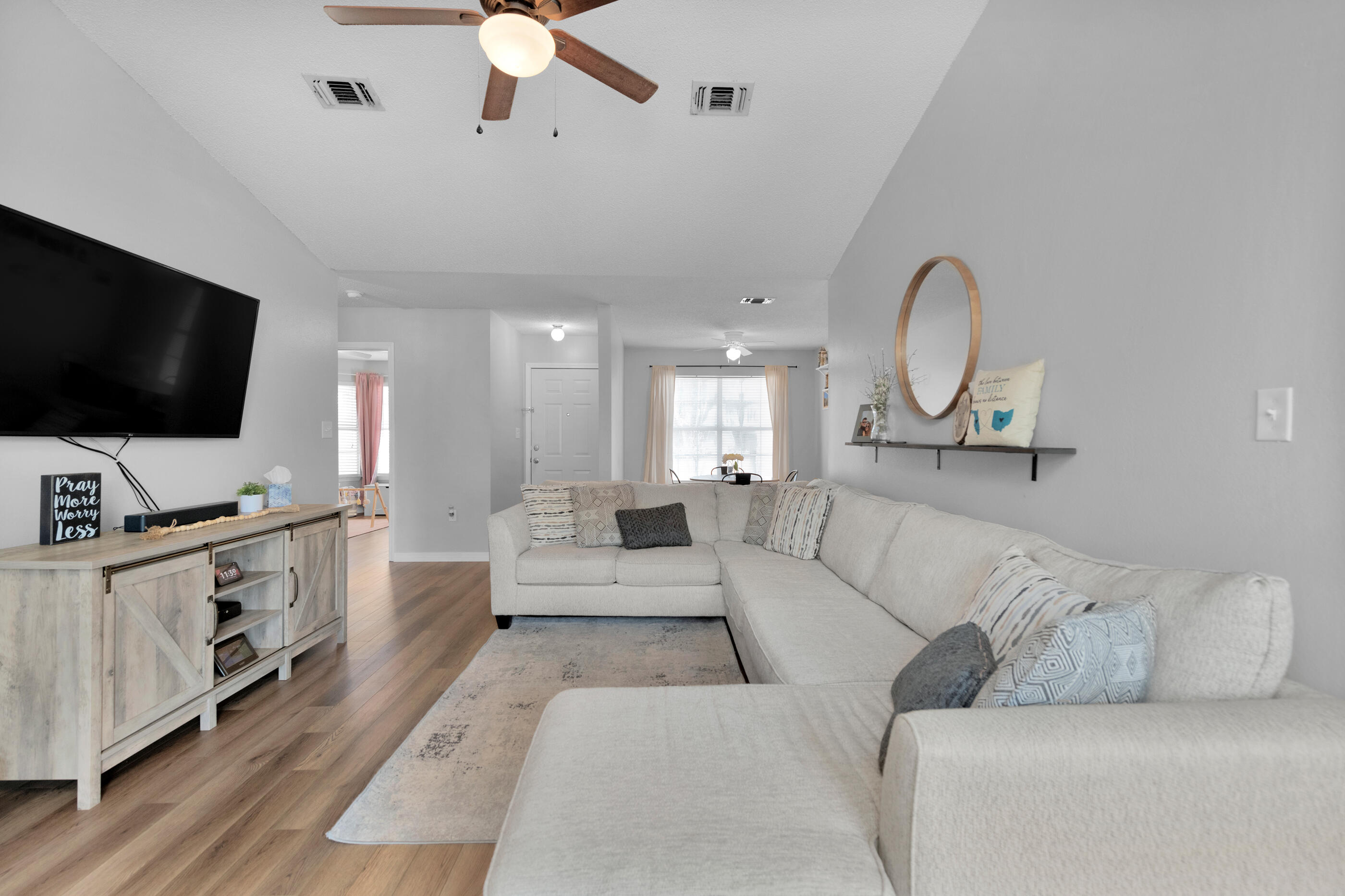 NAVARRE S/D 2ND ADDN - Residential